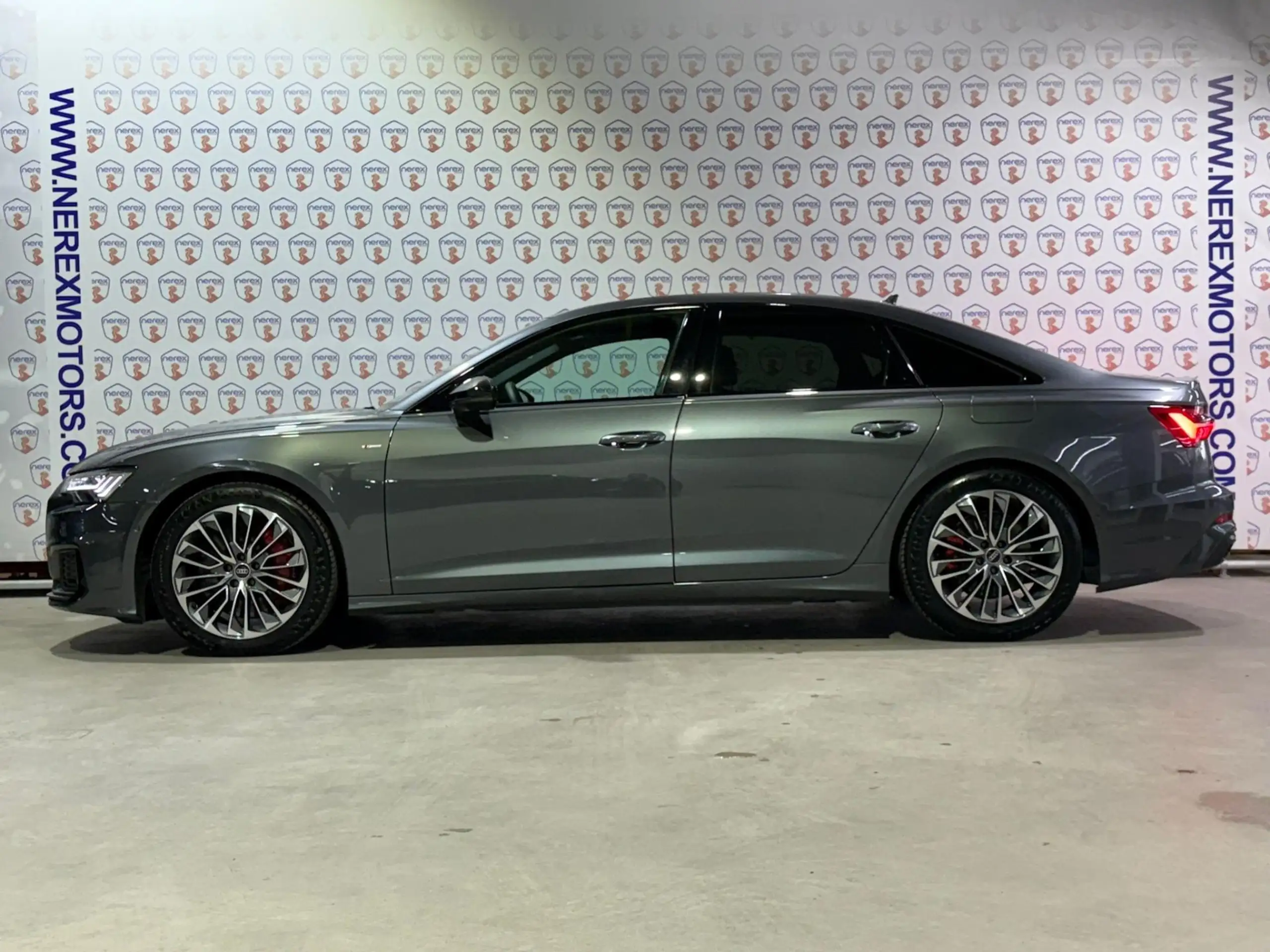 Audi - A6