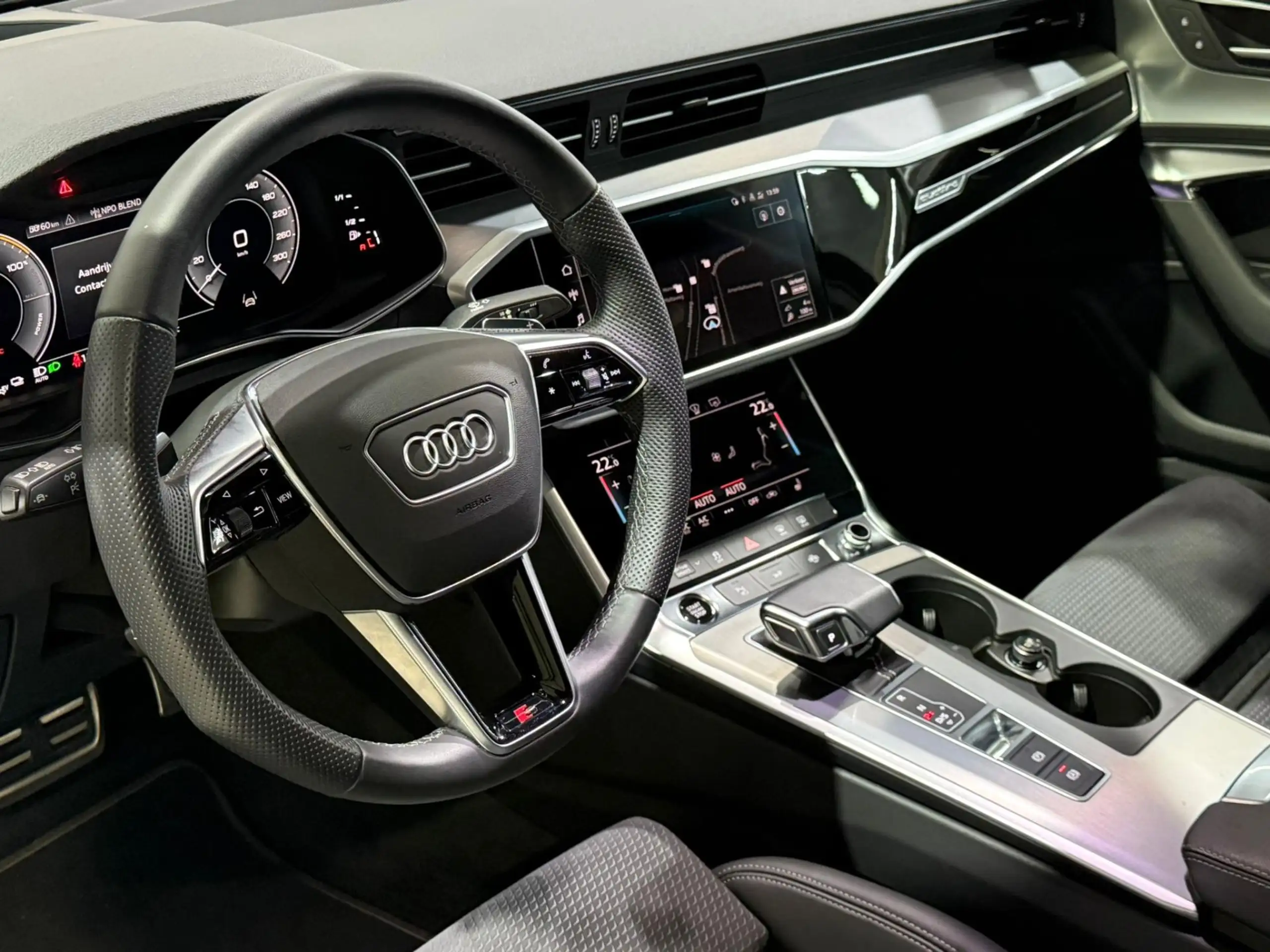 Audi - A6