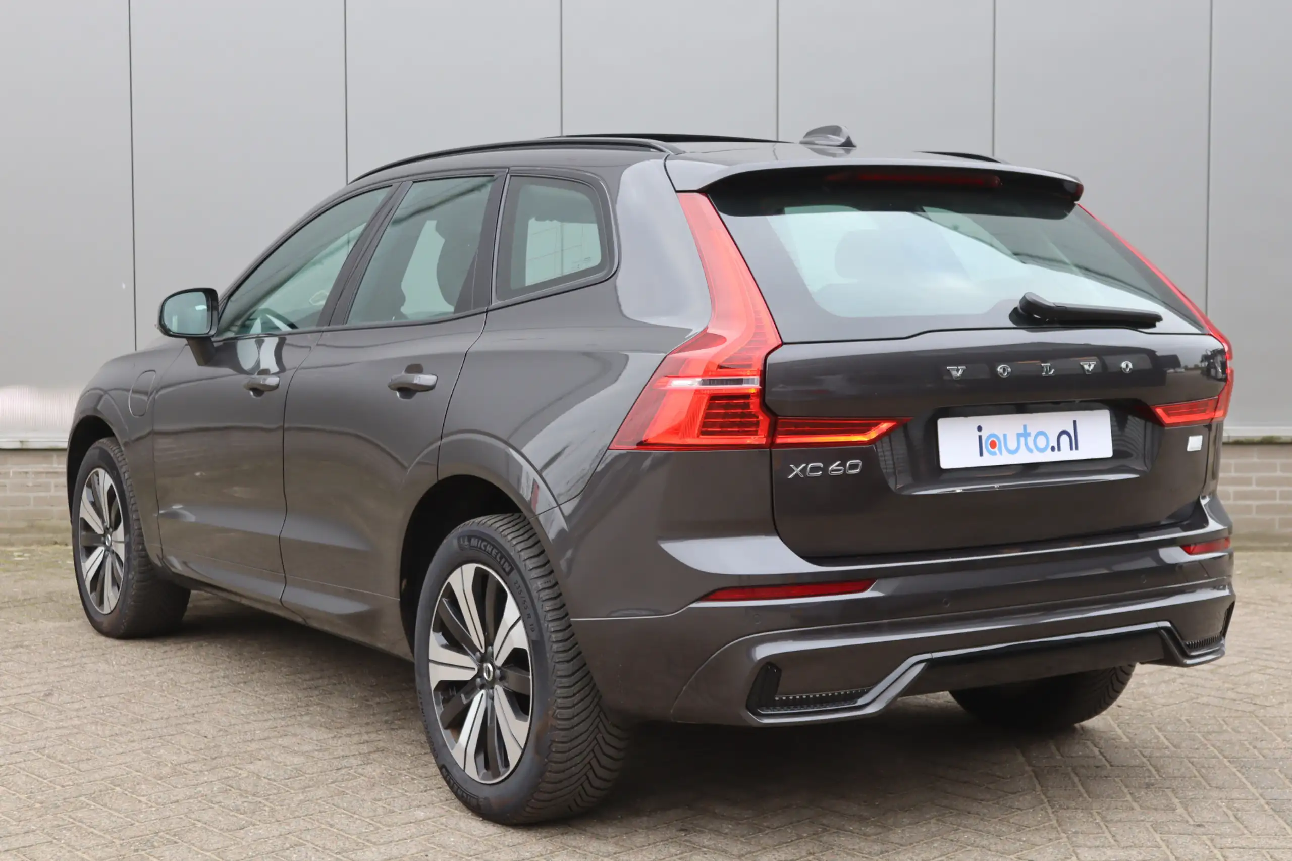 Volvo - XC60