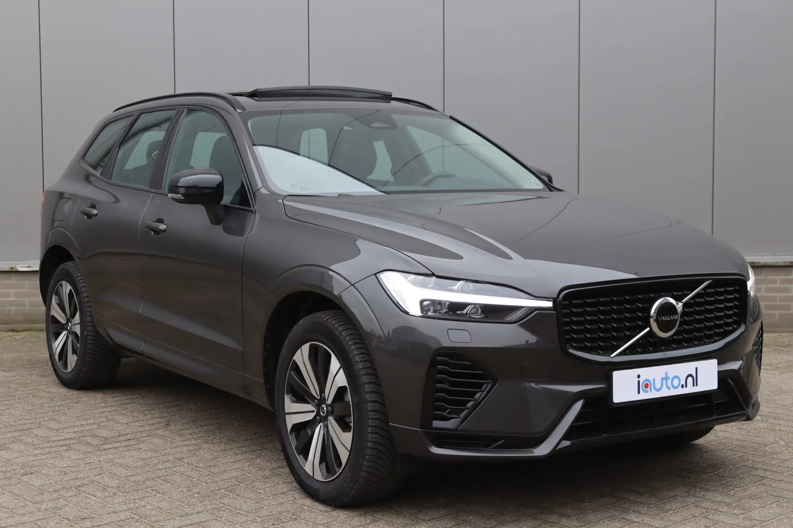 Volvo - XC60