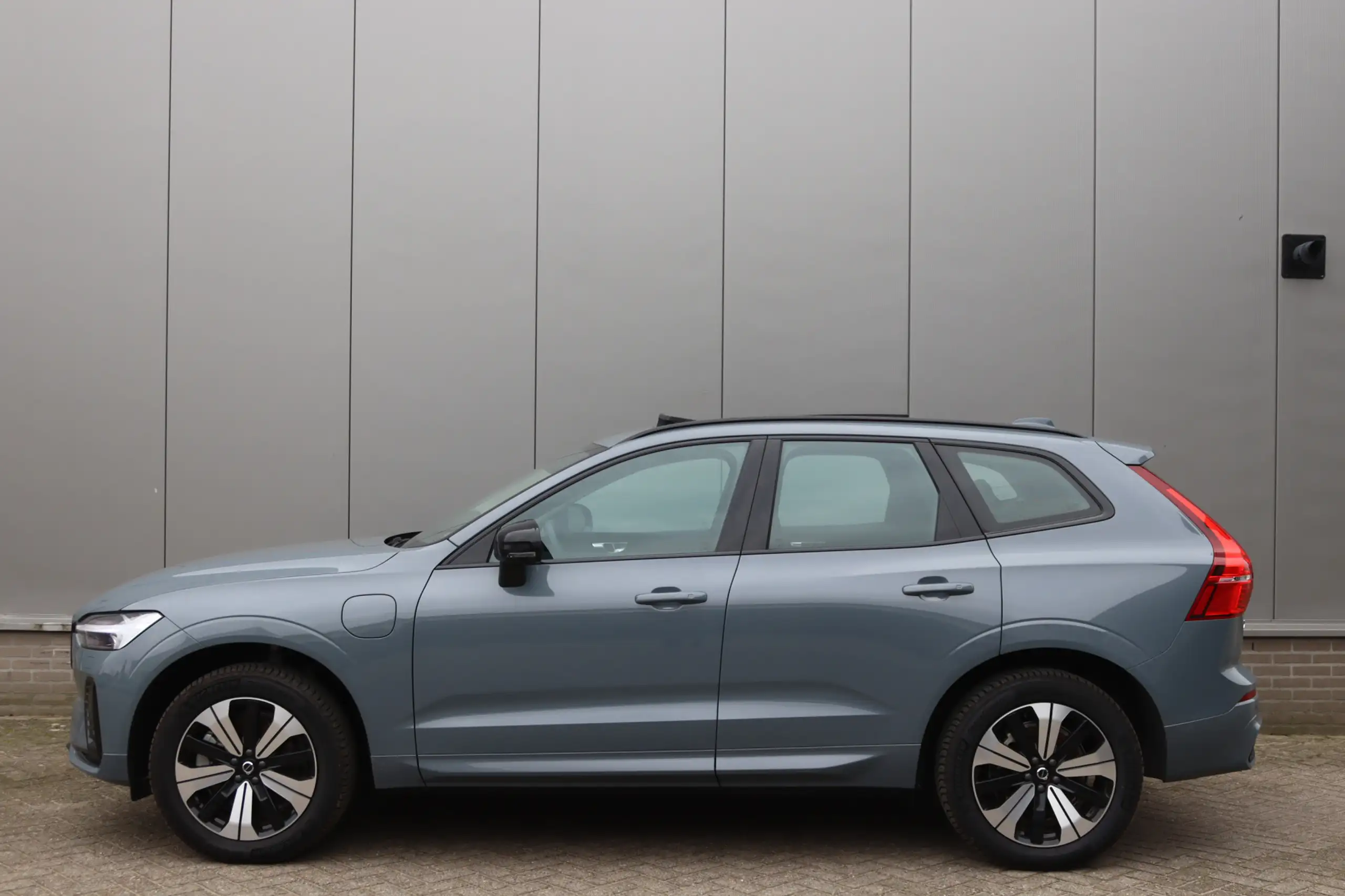 Volvo - XC60