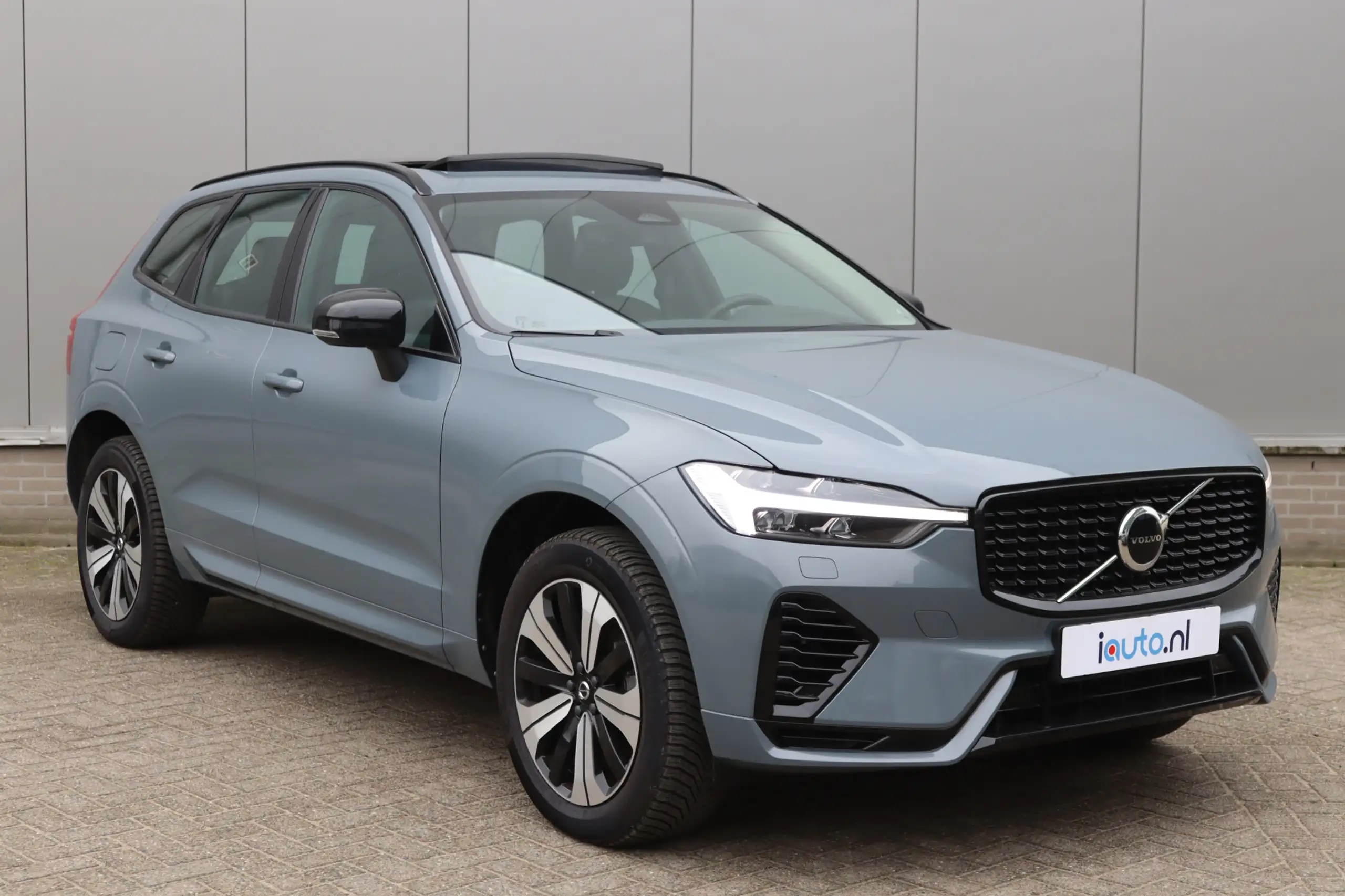 Volvo - XC60