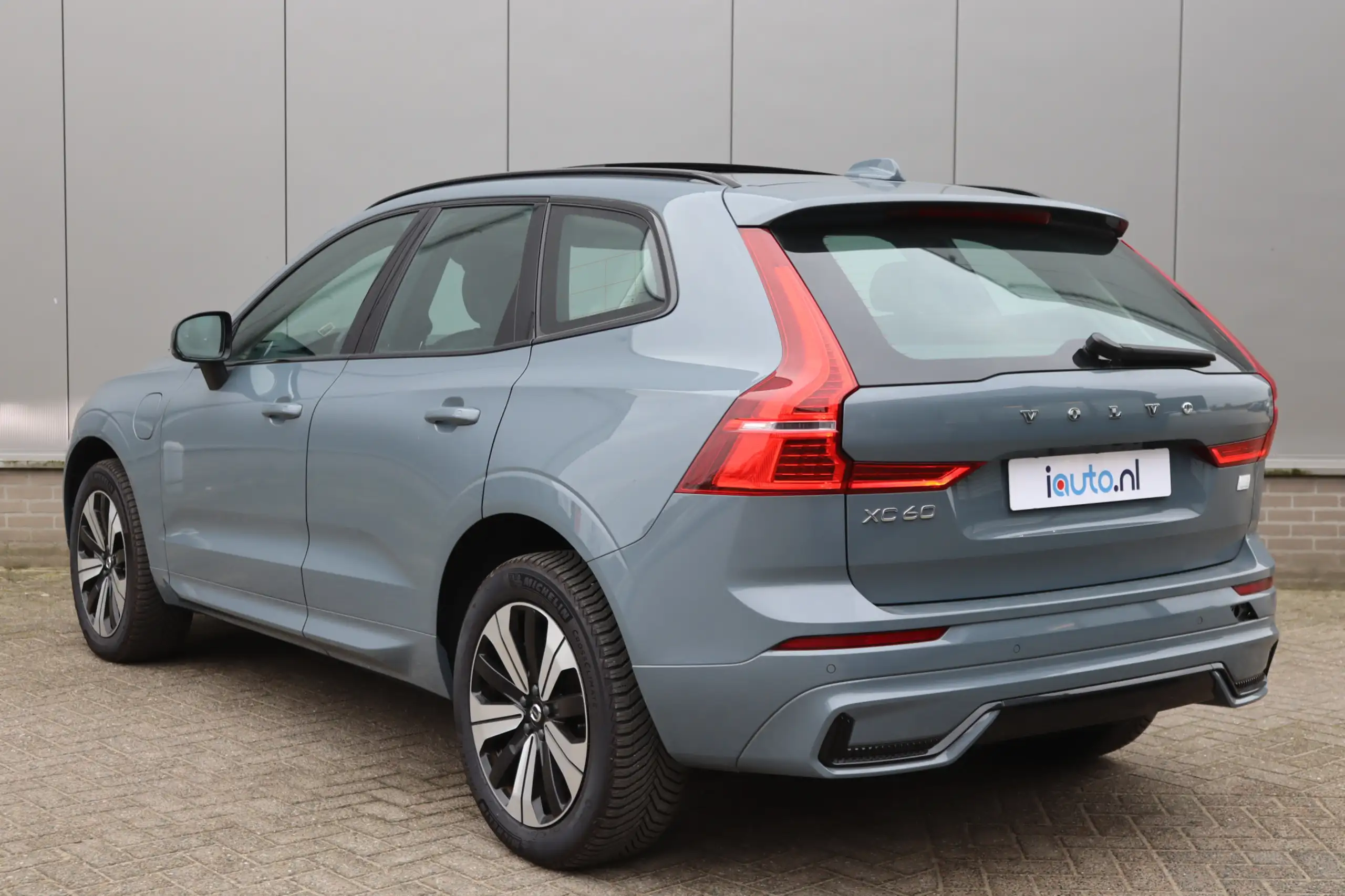 Volvo - XC60