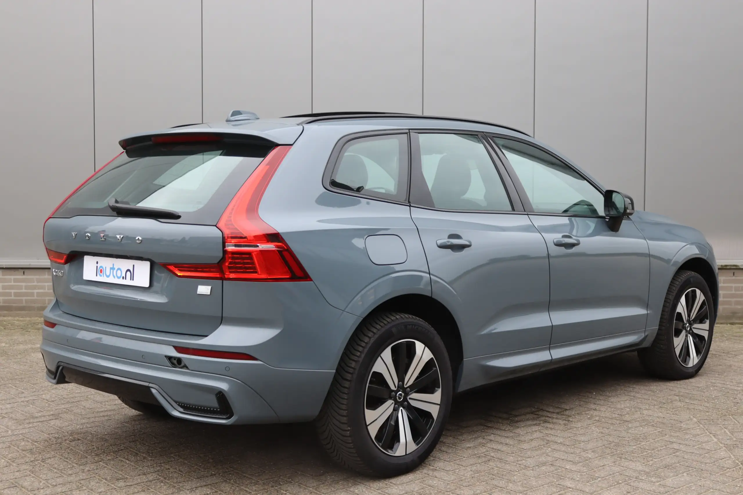 Volvo - XC60