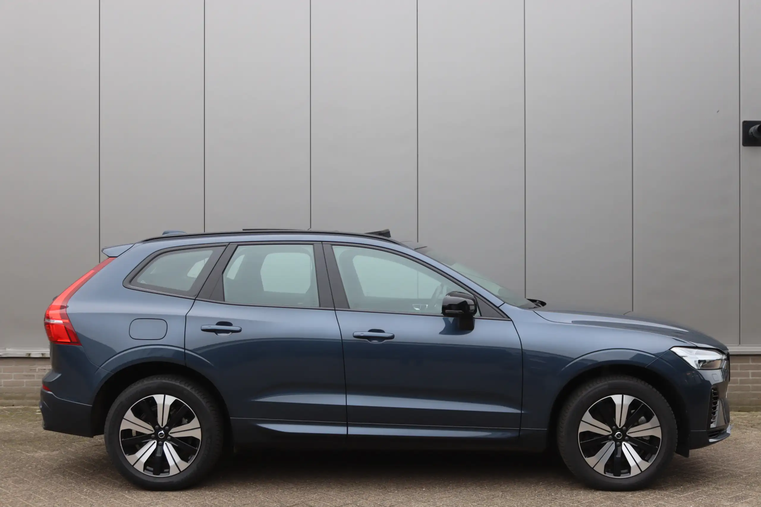 Volvo - XC60