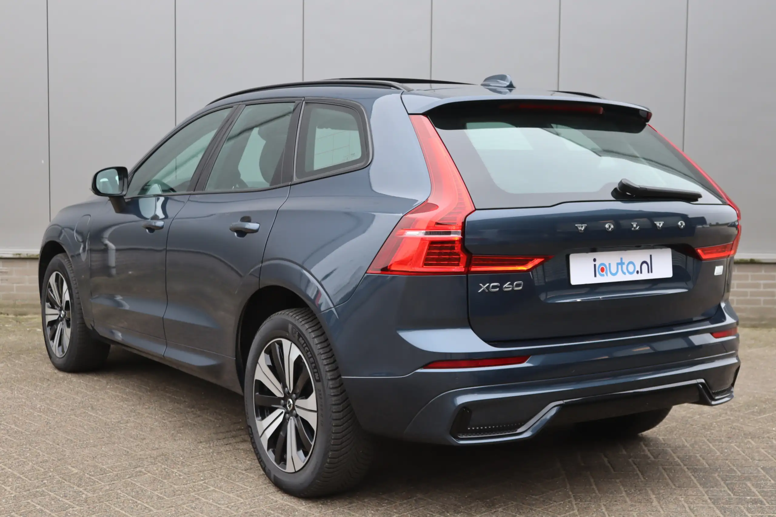 Volvo - XC60