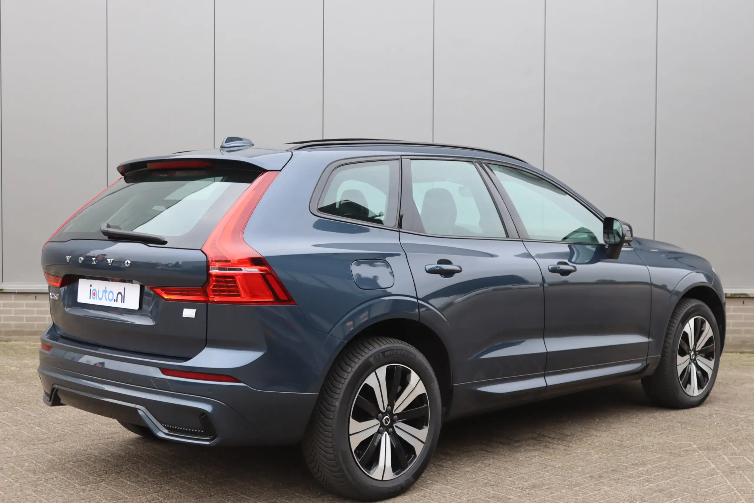 Volvo - XC60