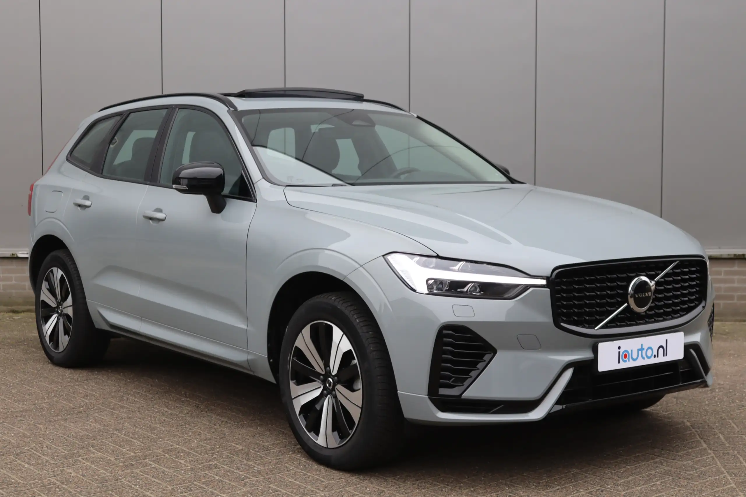 Volvo - XC60