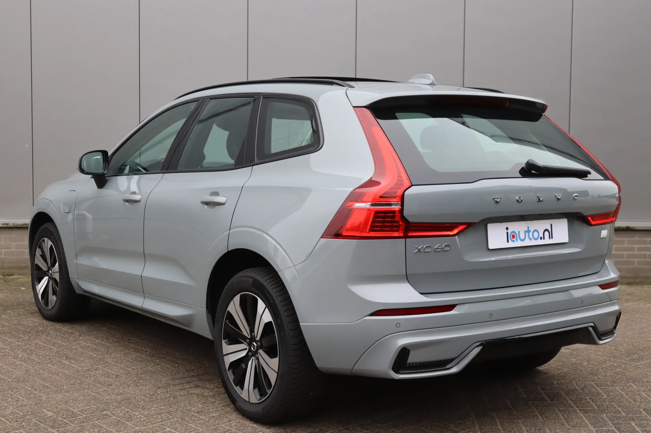 Volvo - XC60