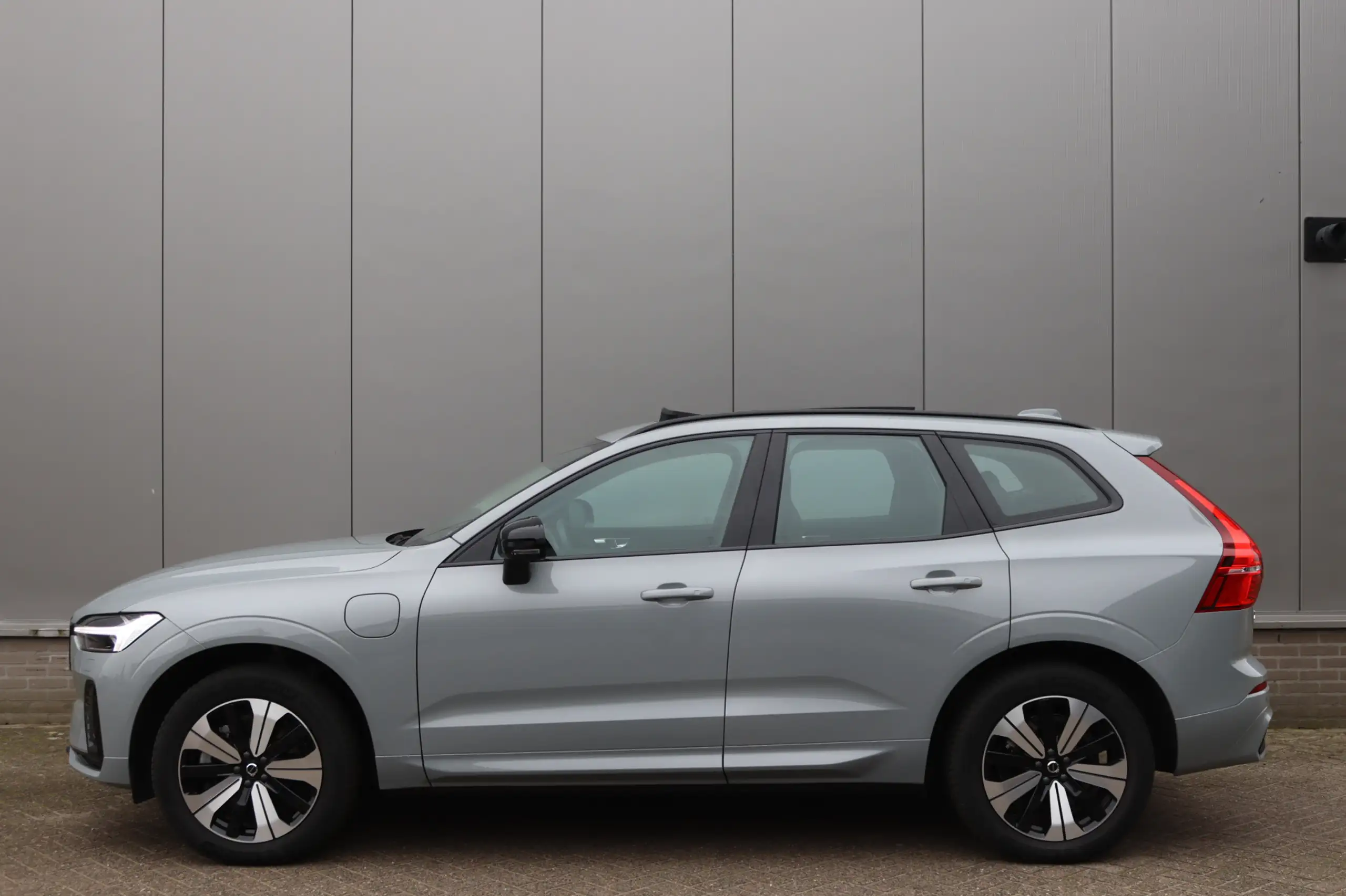 Volvo - XC60