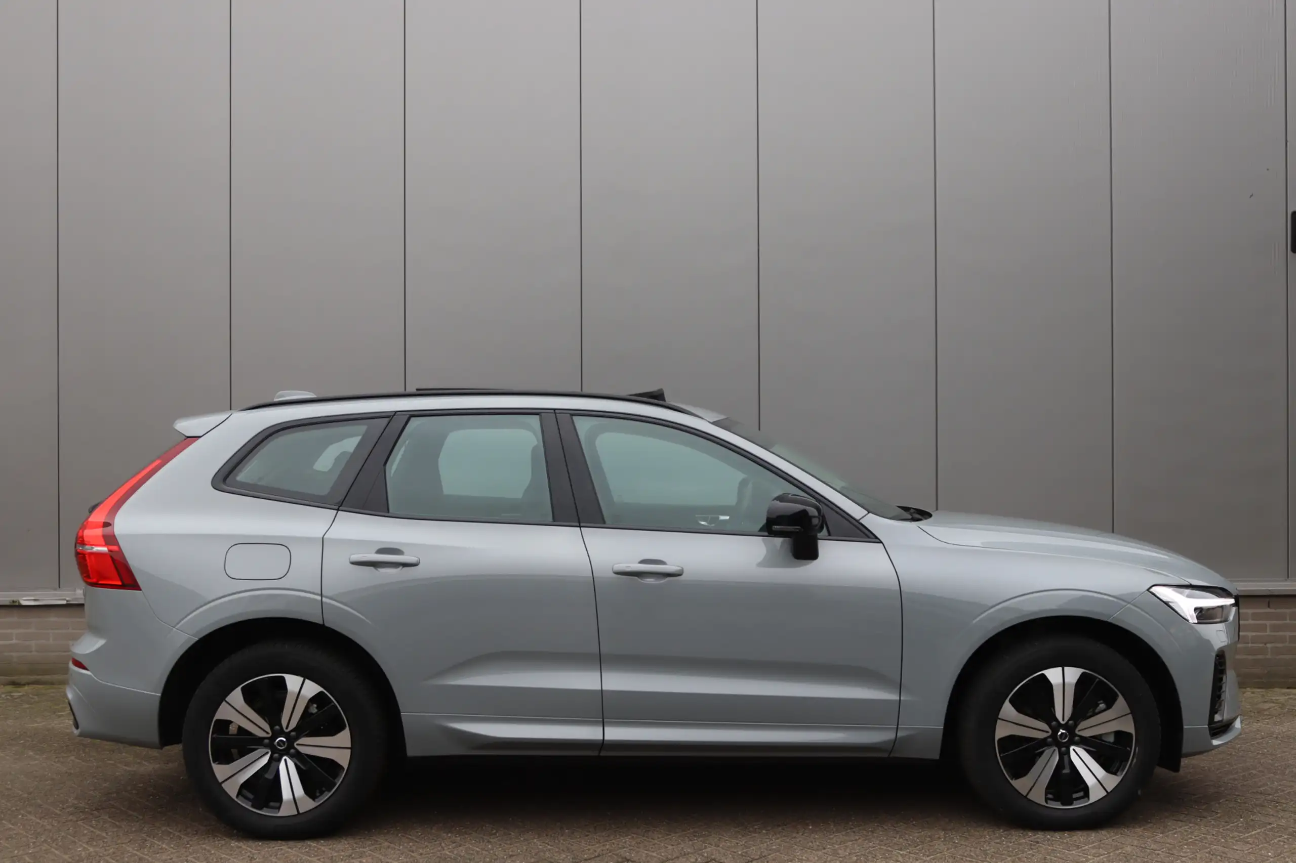 Volvo - XC60