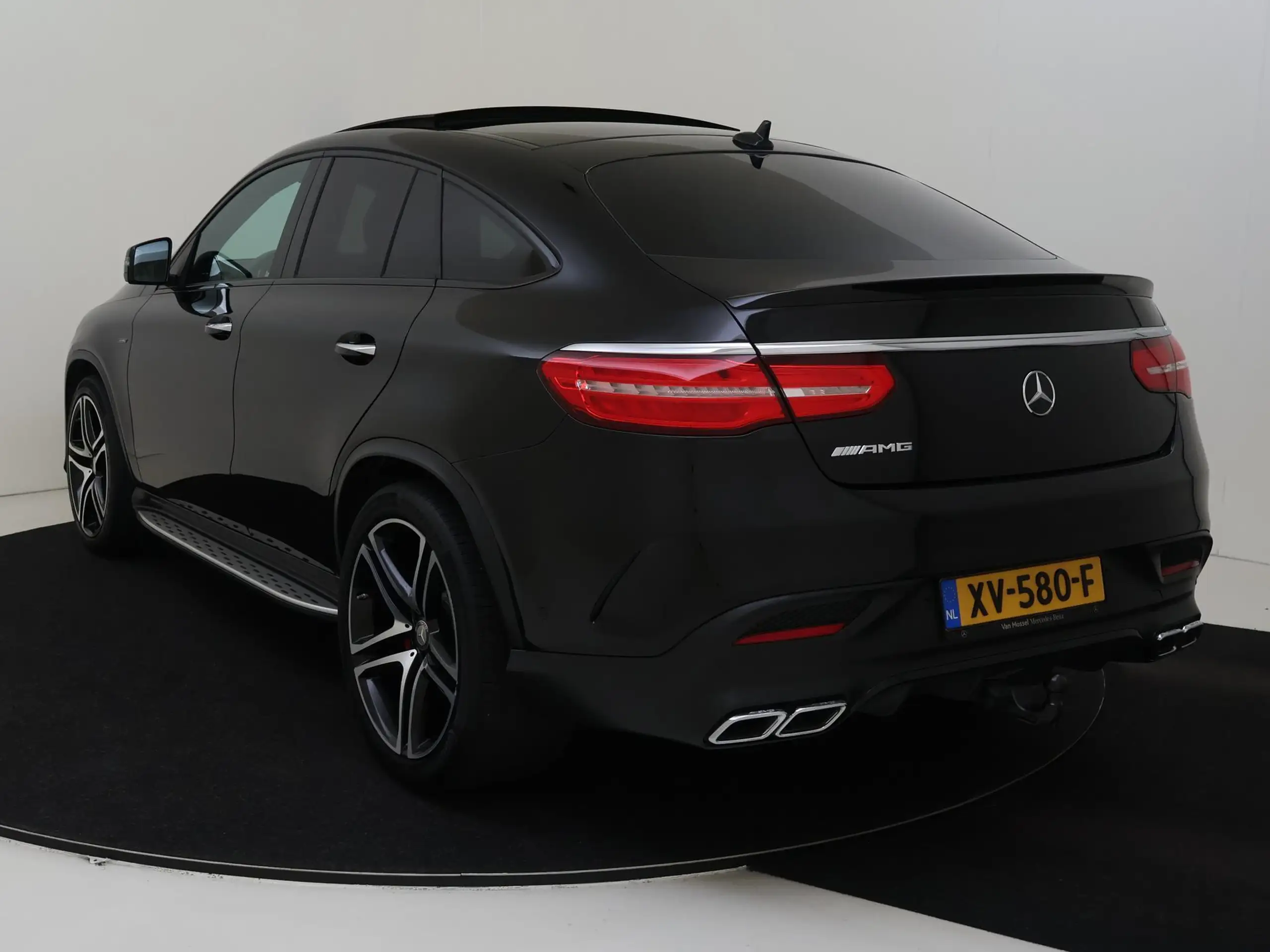 Mercedes-Benz - GLE 450