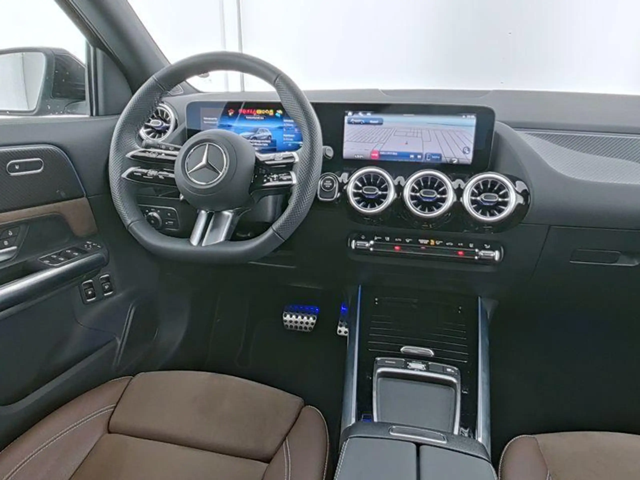 Mercedes-Benz - GLA 250