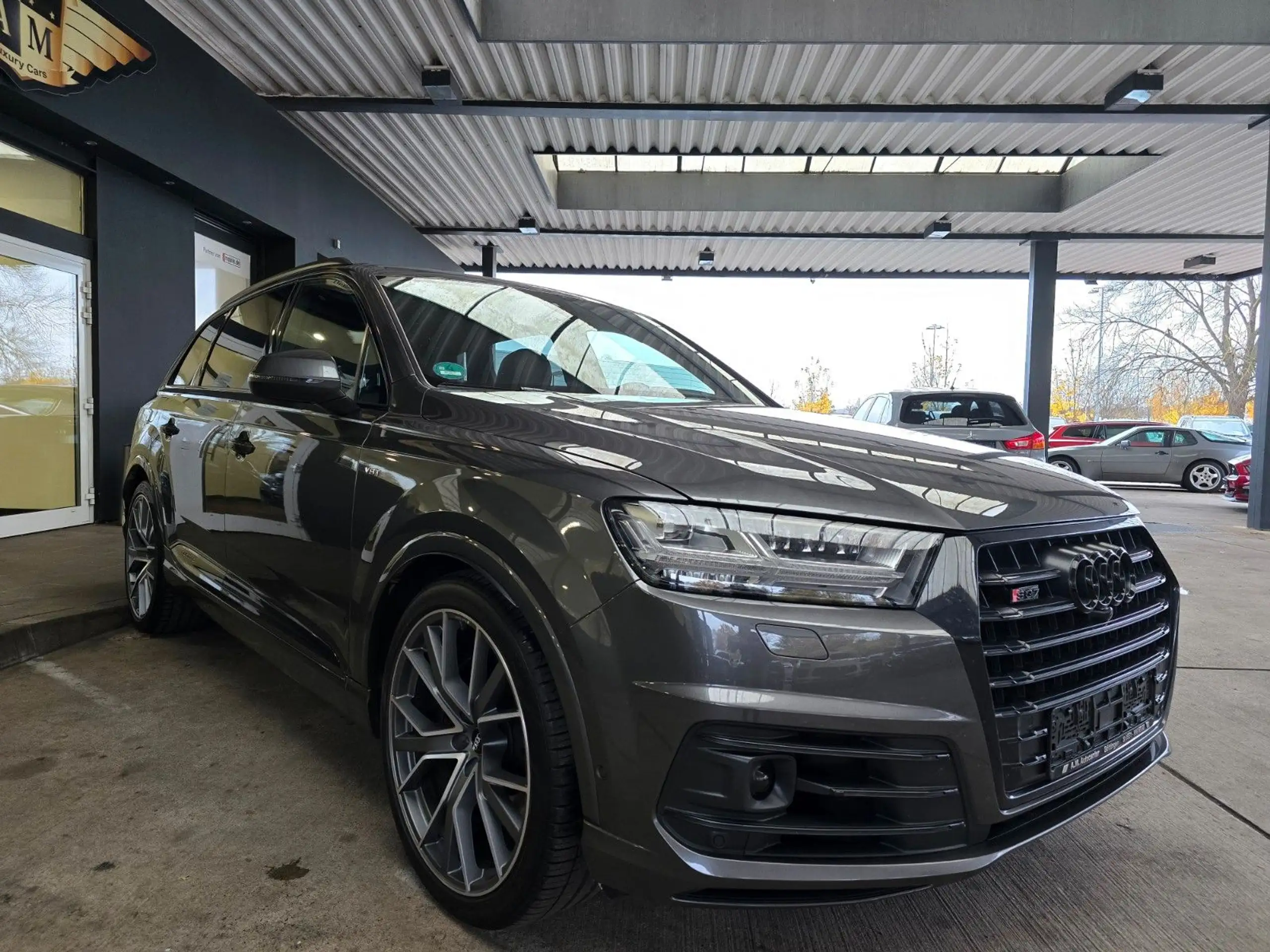 Audi - SQ7