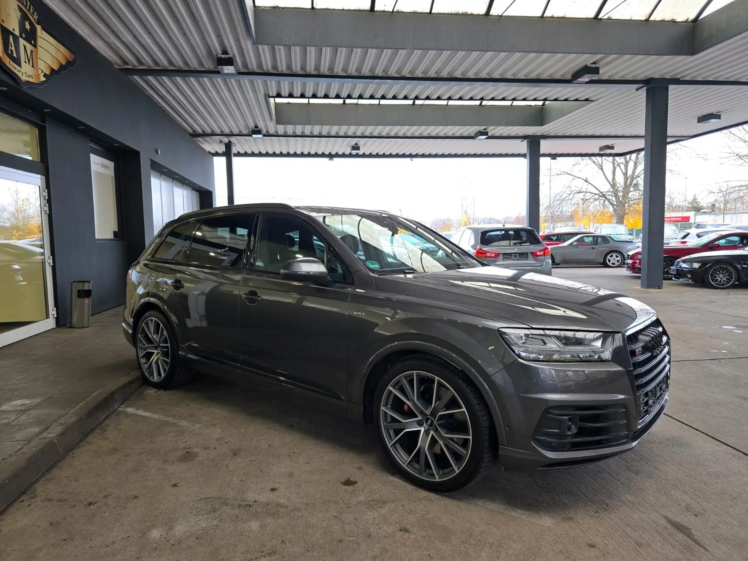 Audi - SQ7