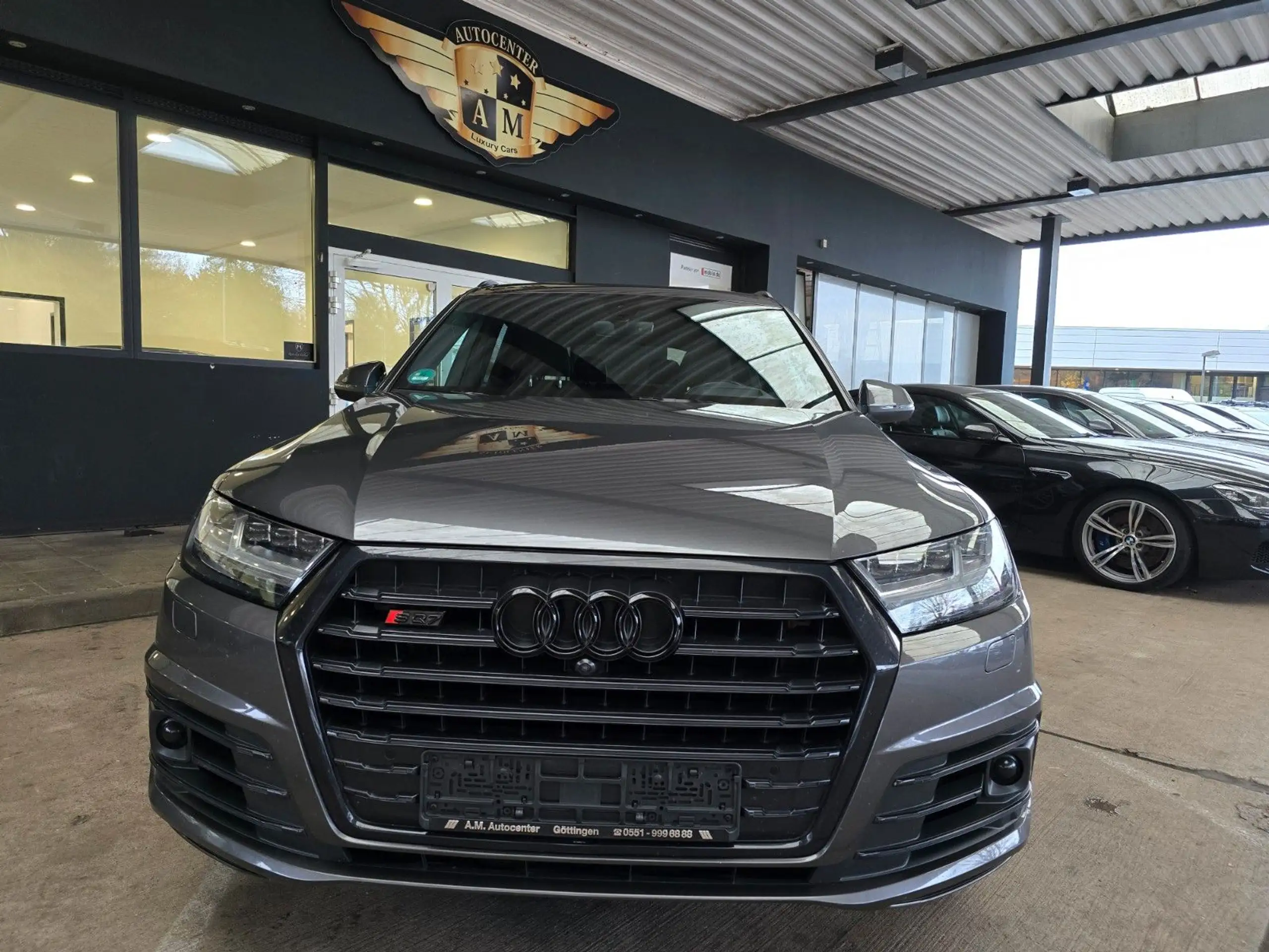 Audi - SQ7