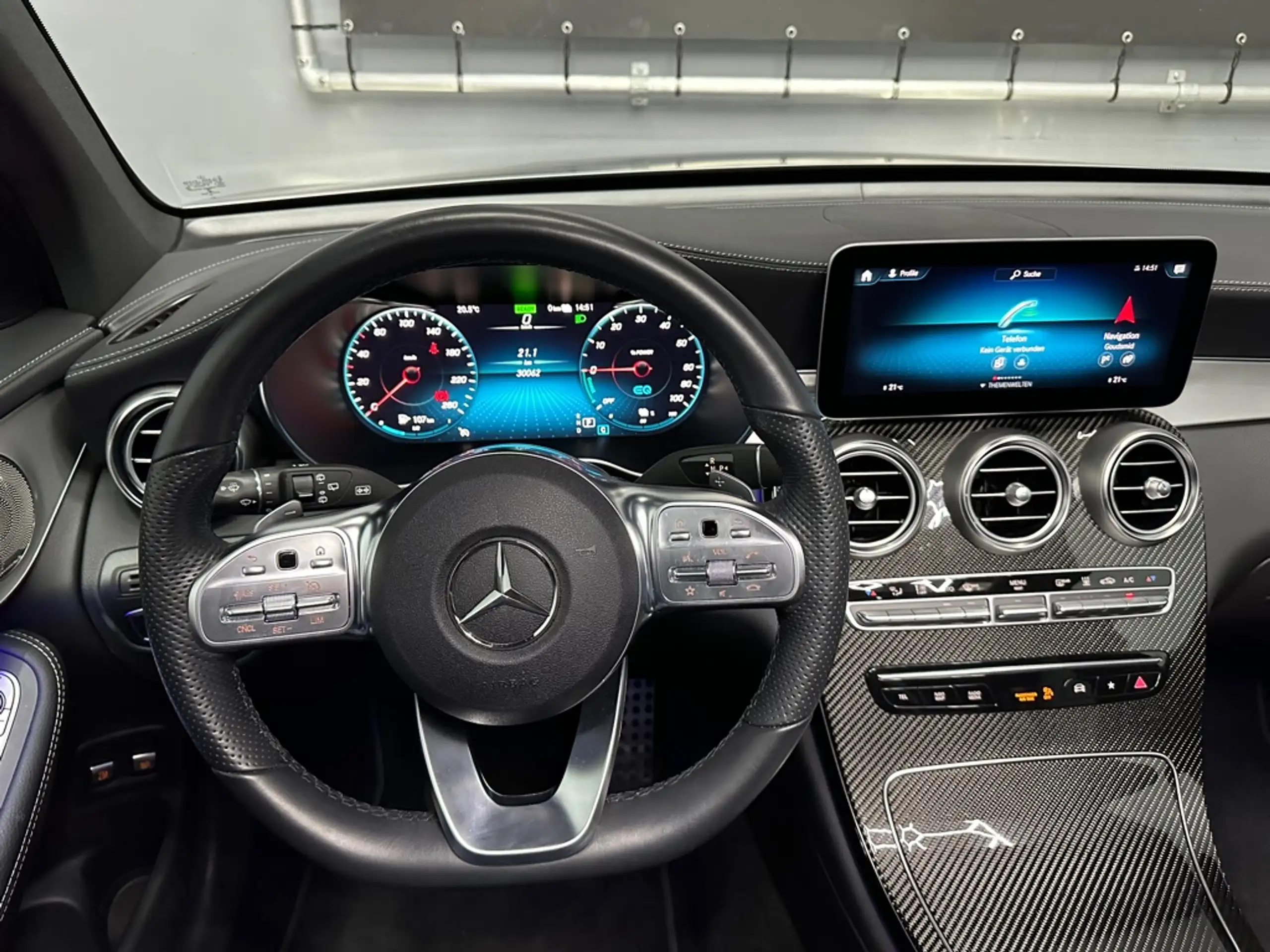 Mercedes-Benz - GLC 300