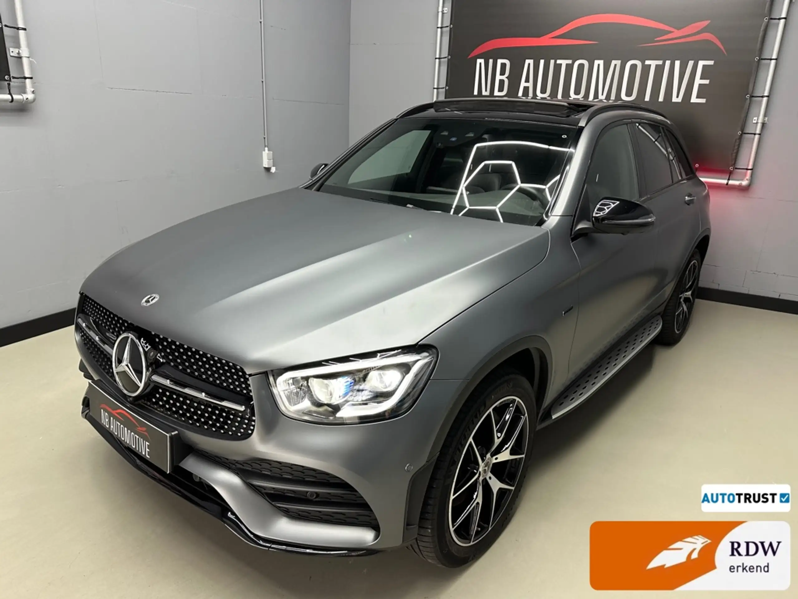 Mercedes-Benz GLC 300 2021