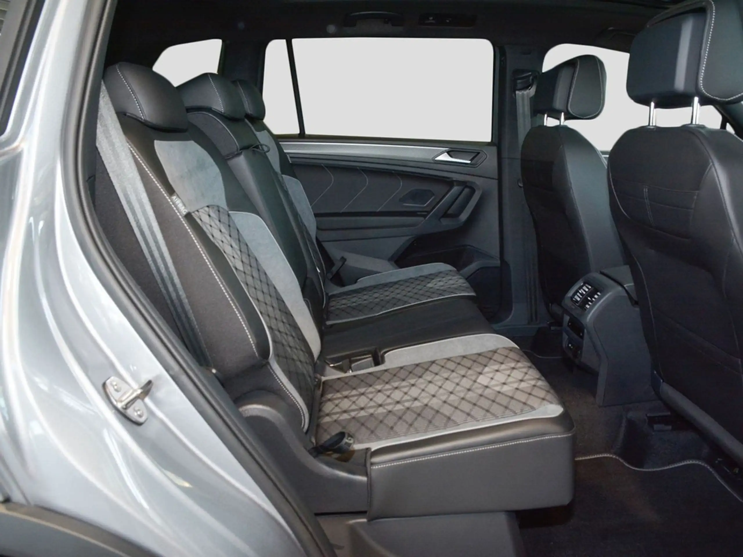 Volkswagen - Tiguan Allspace