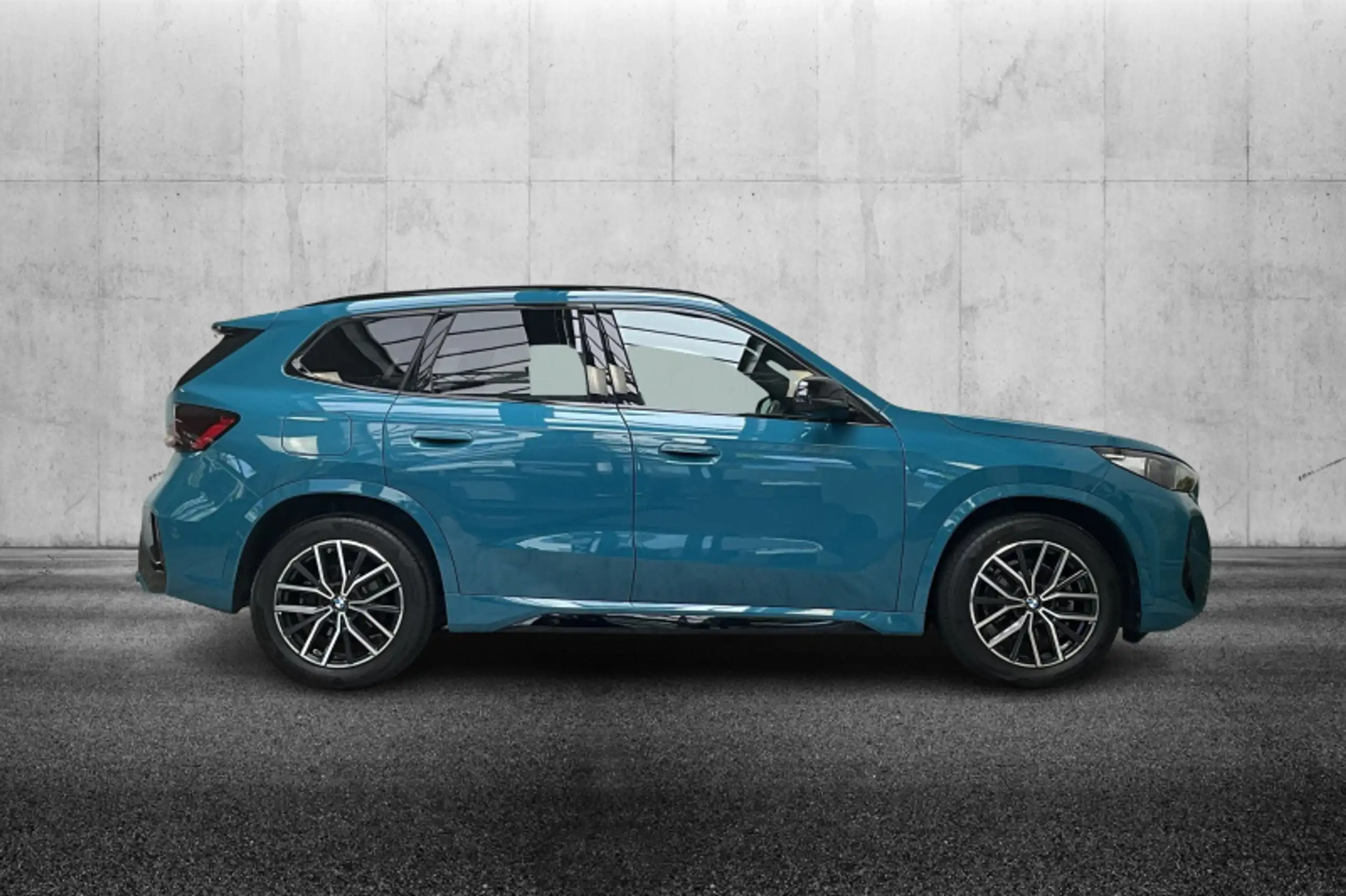 BMW - X1