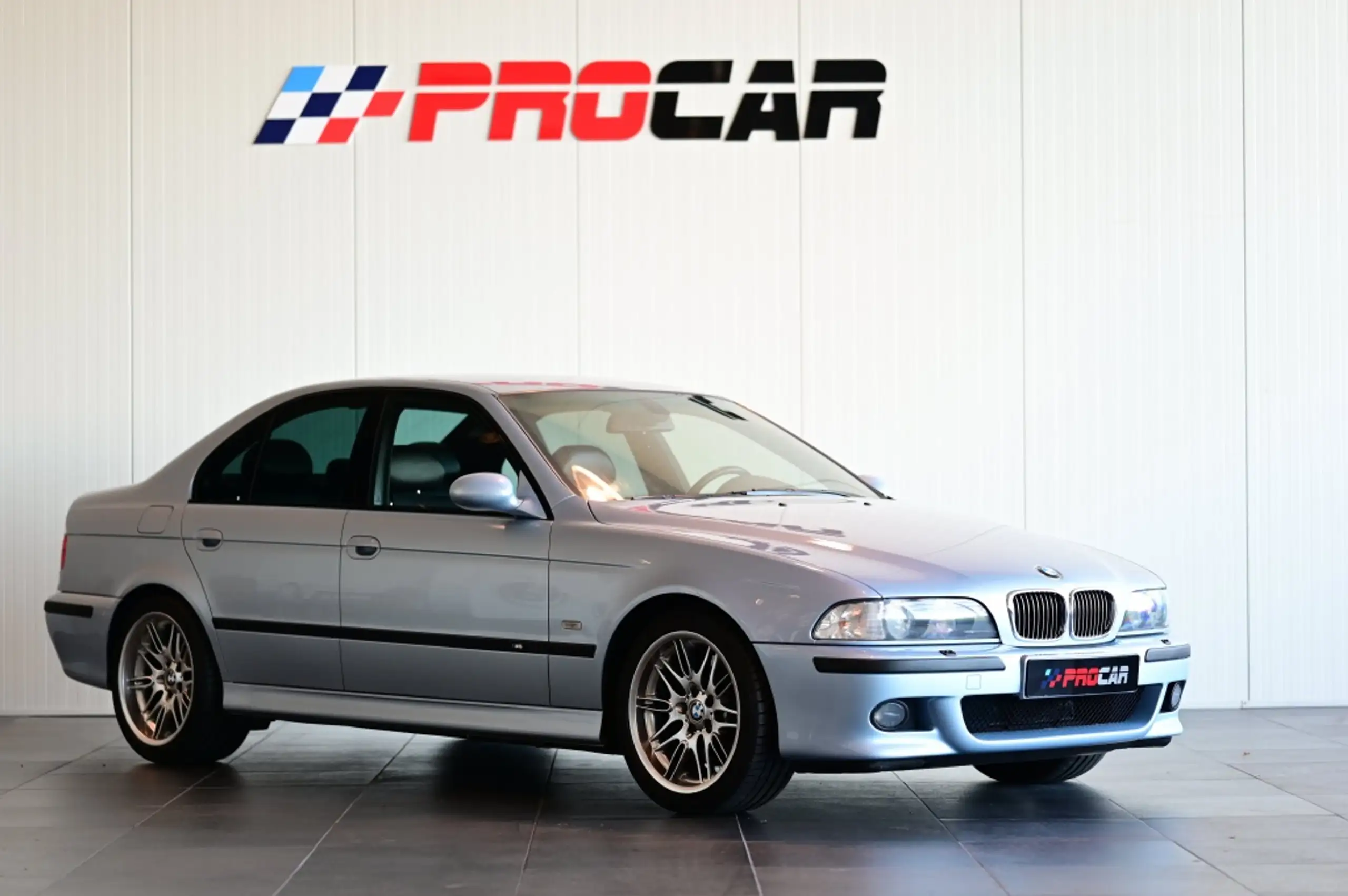 BMW M5 1999