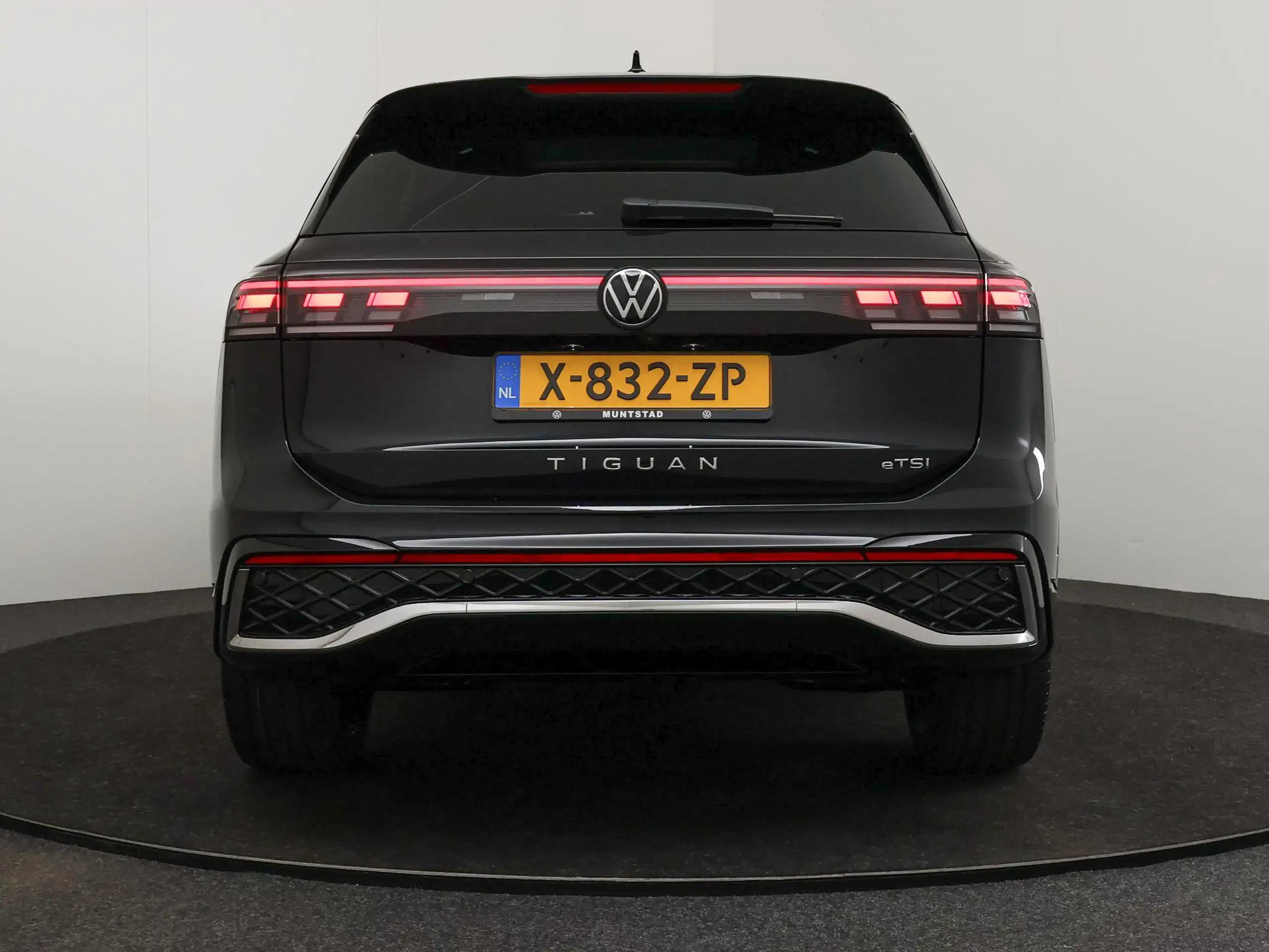 Volkswagen - Tiguan