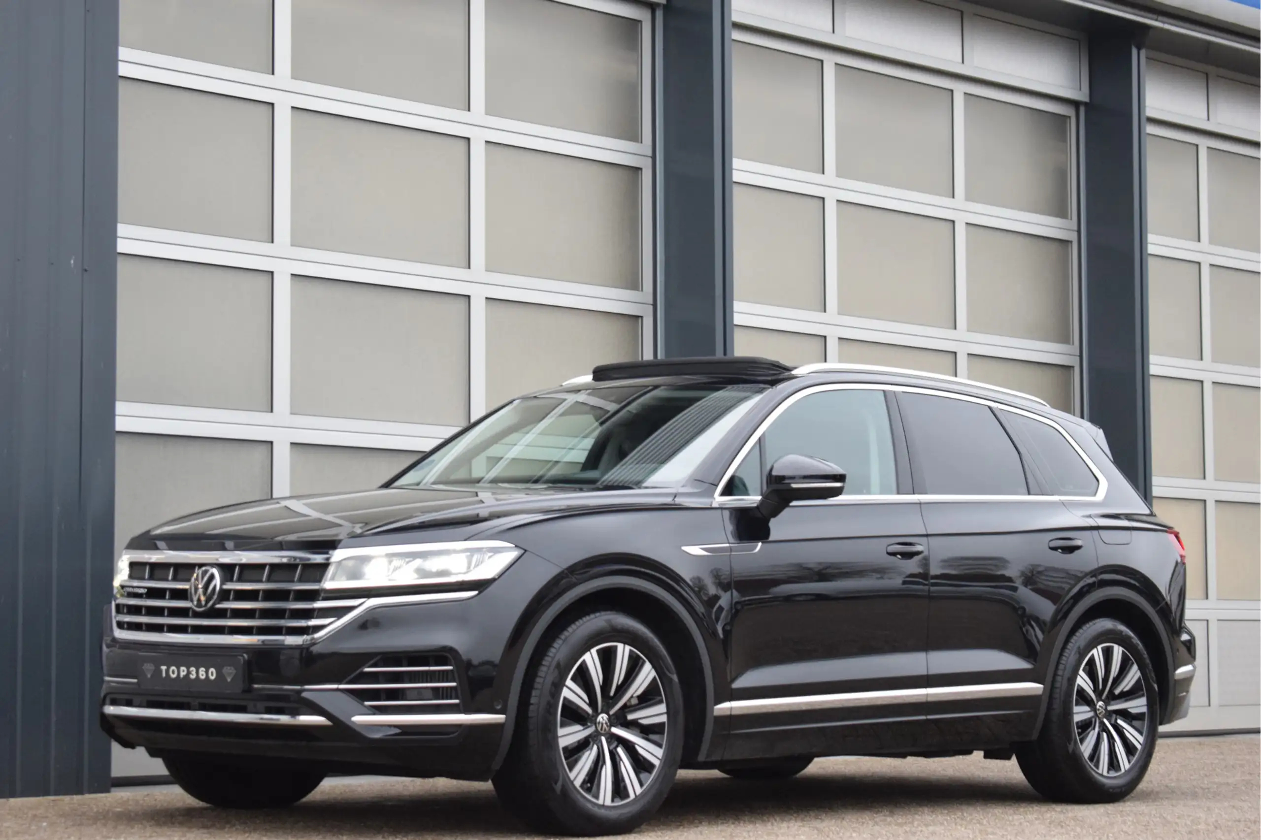 Volkswagen - Touareg