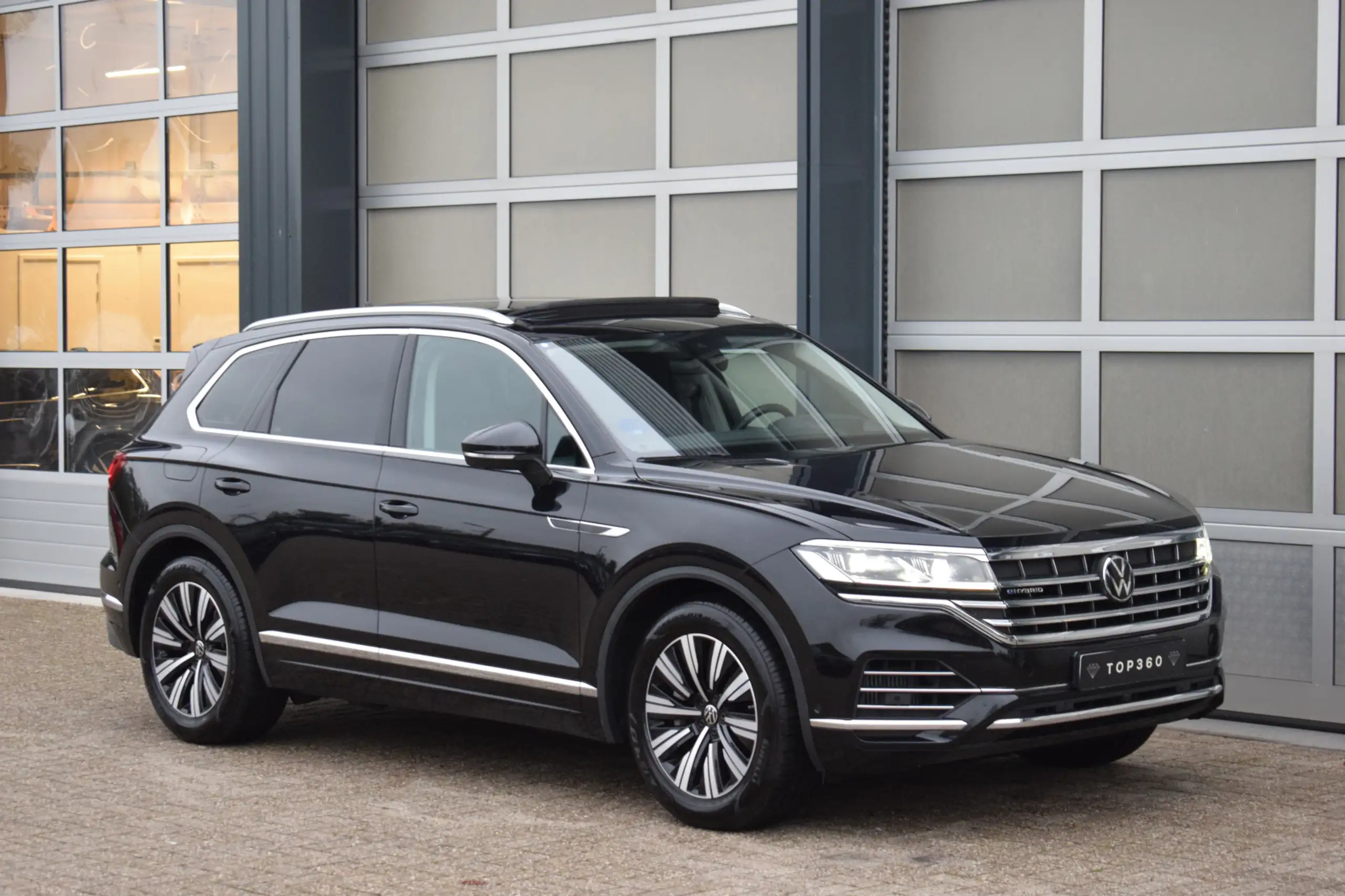 Volkswagen - Touareg