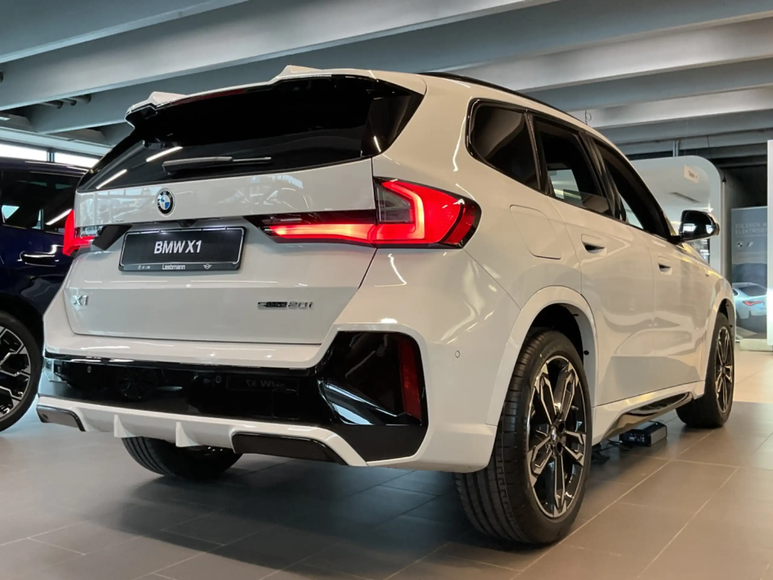 BMW - X1