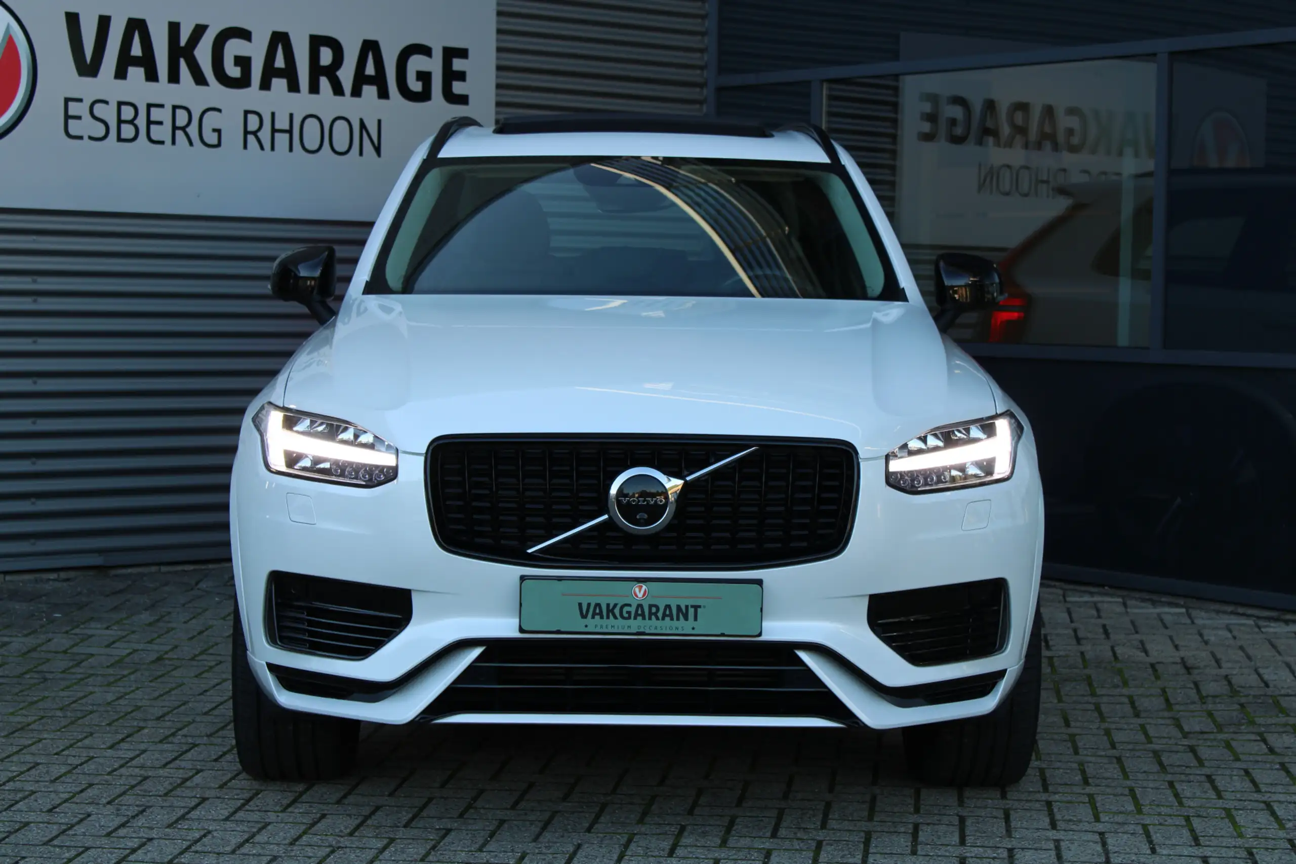 Volvo - XC90