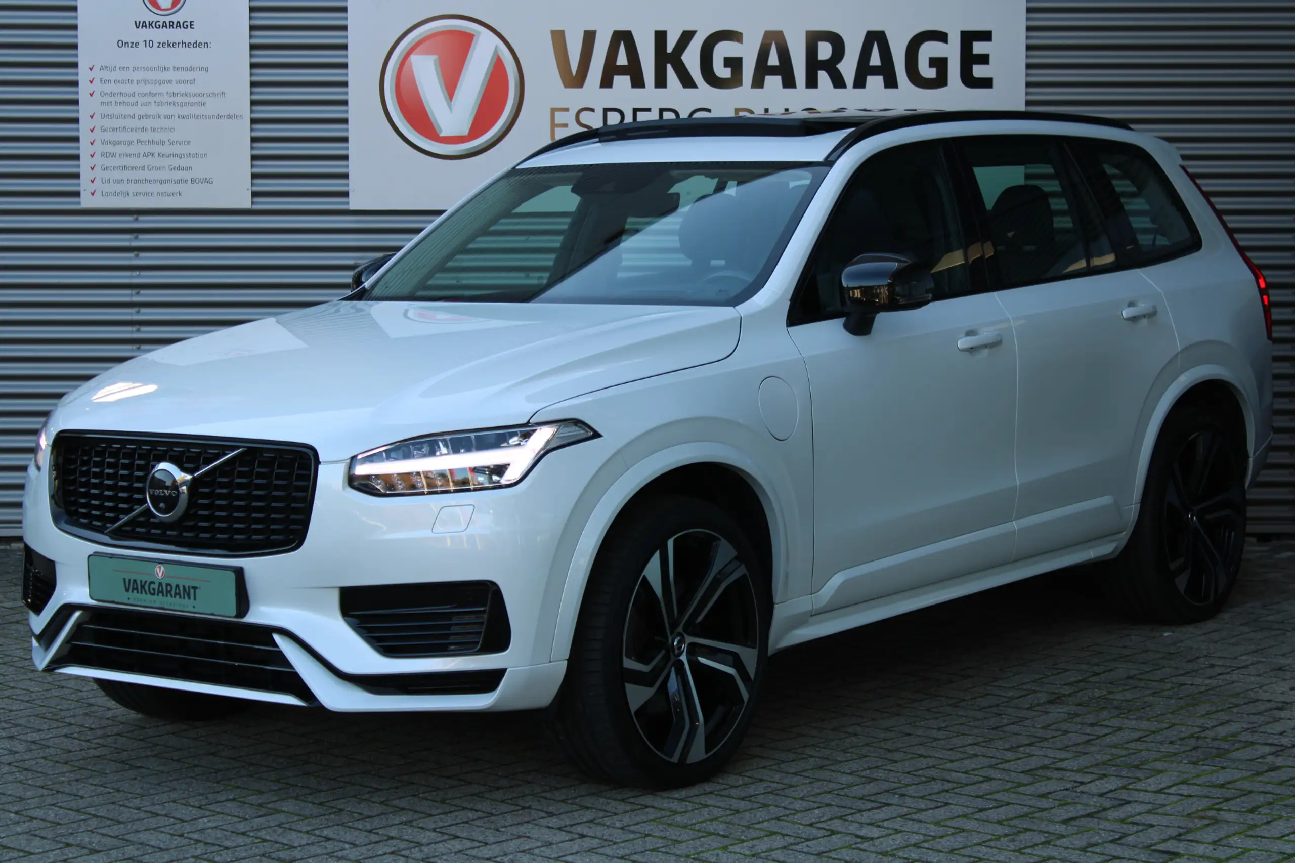 Volvo - XC90