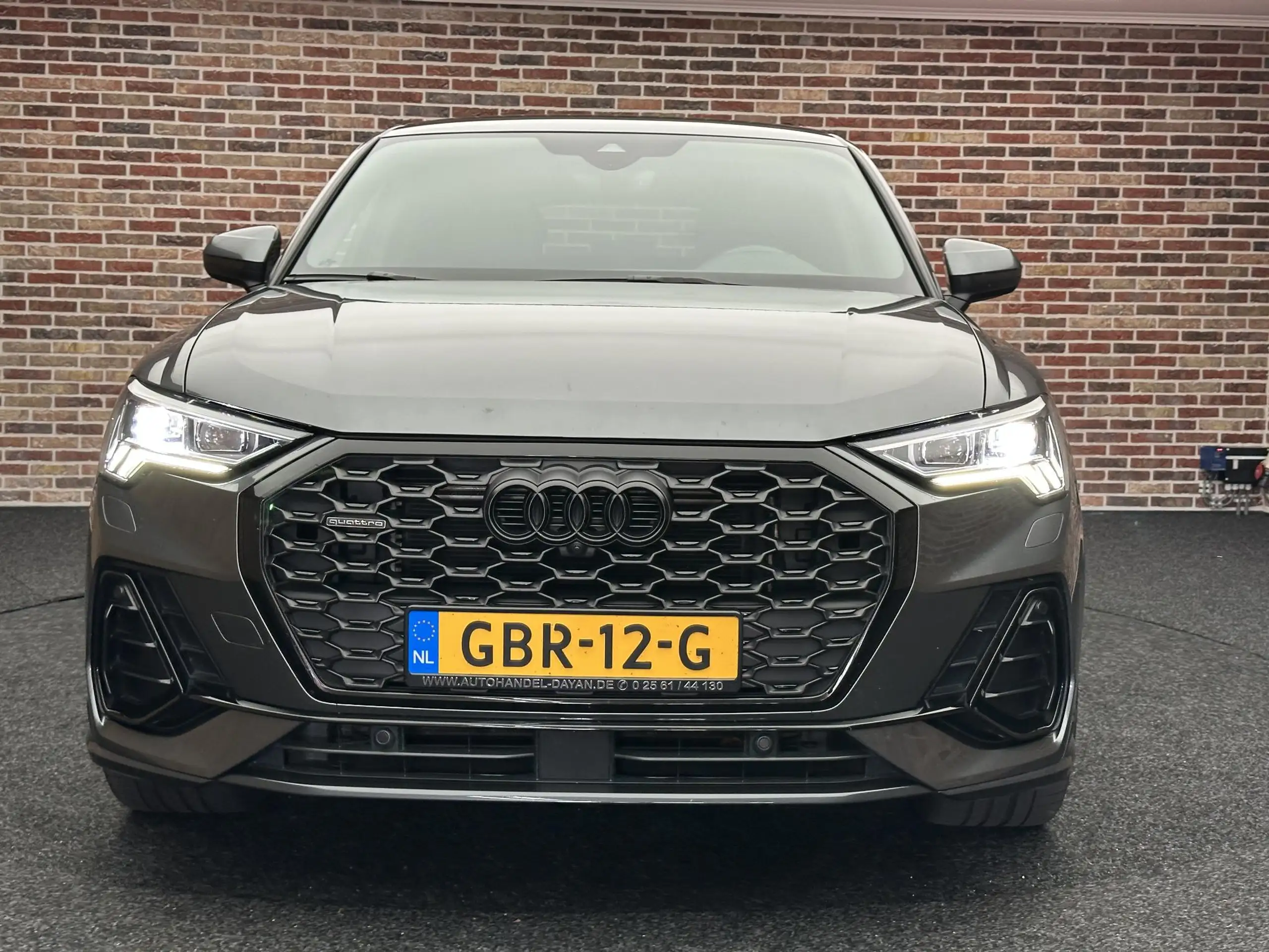 Audi - Q3