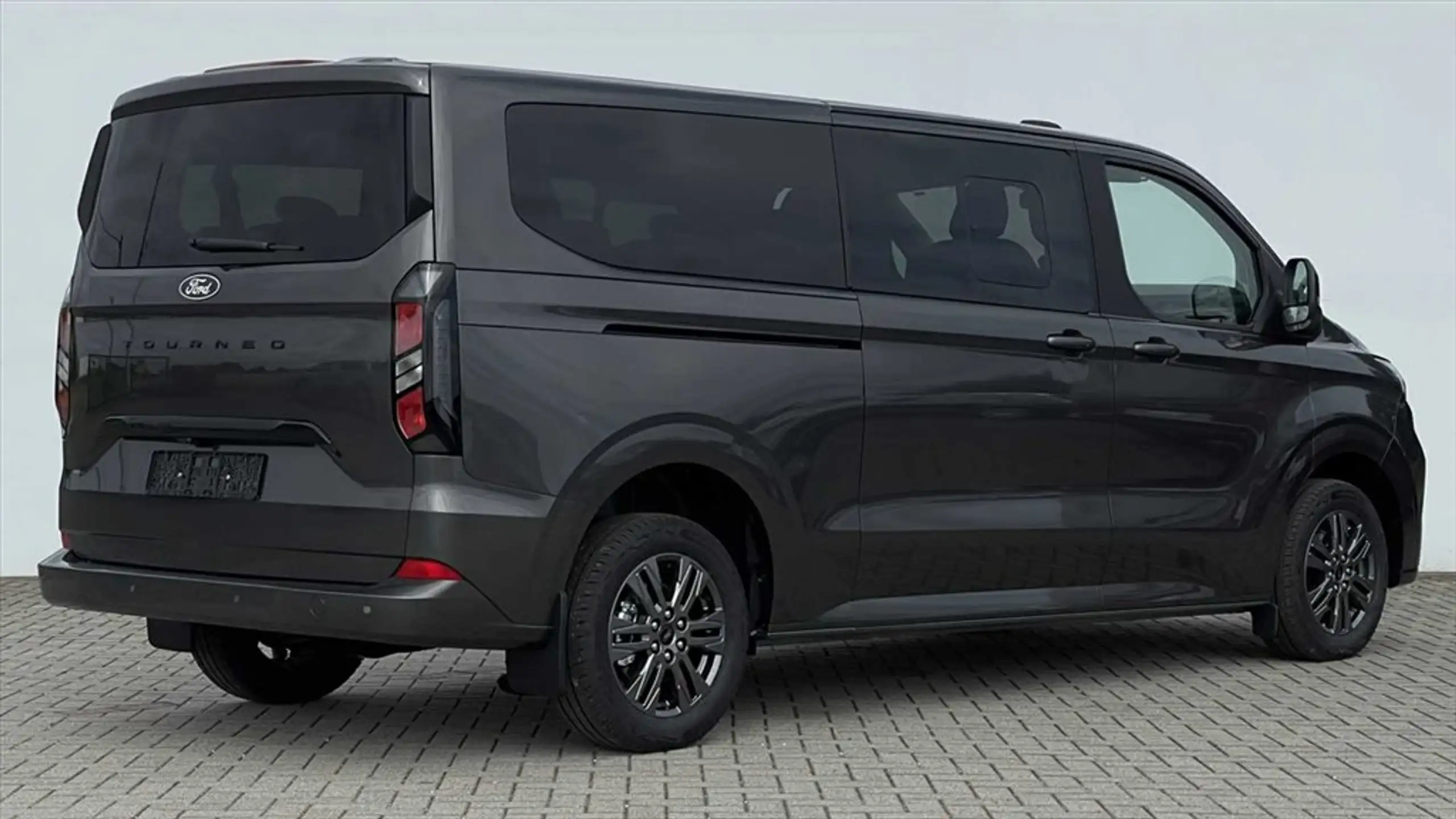 Ford - Tourneo Custom