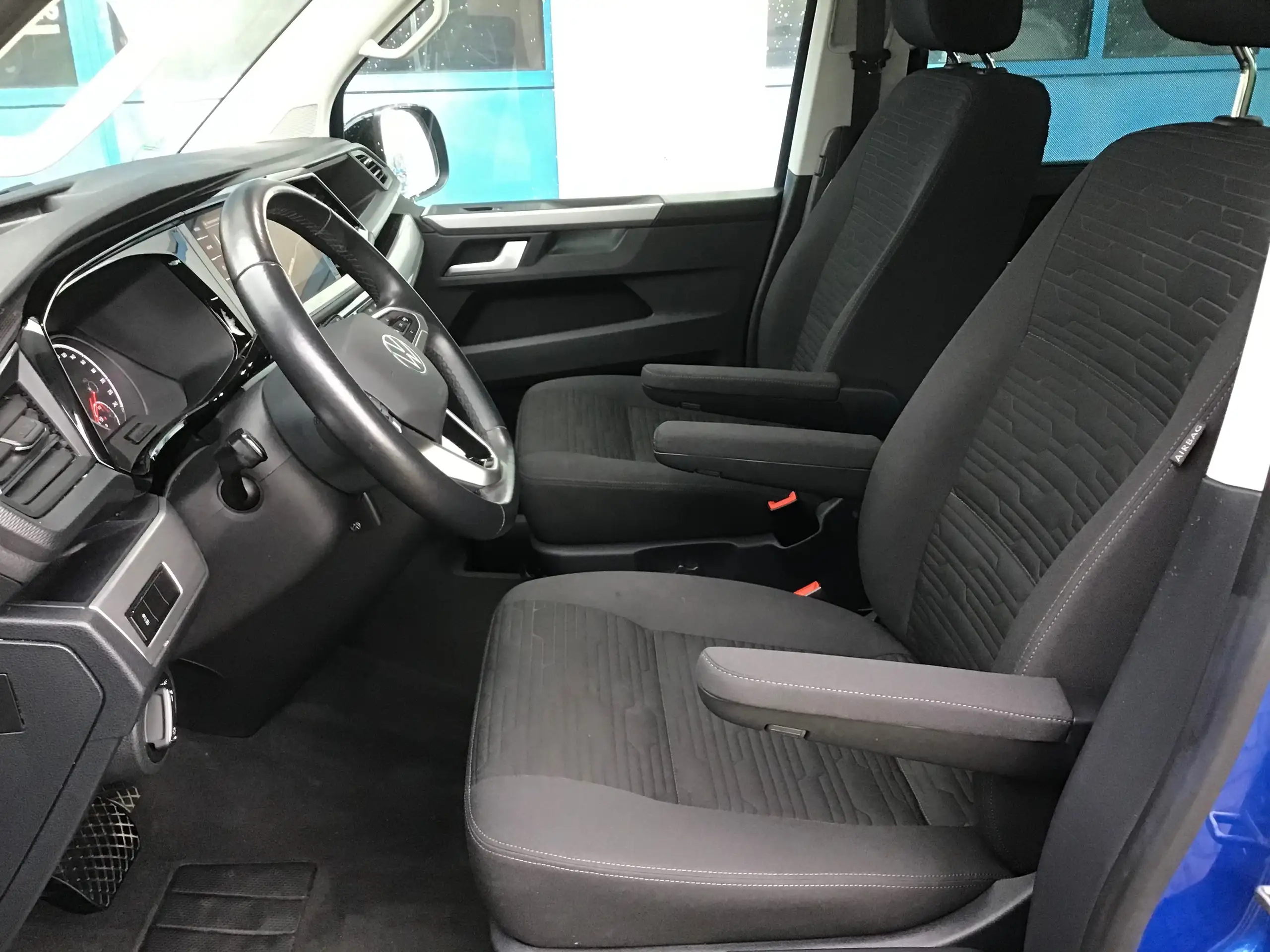 Volkswagen - T6.1 Multivan