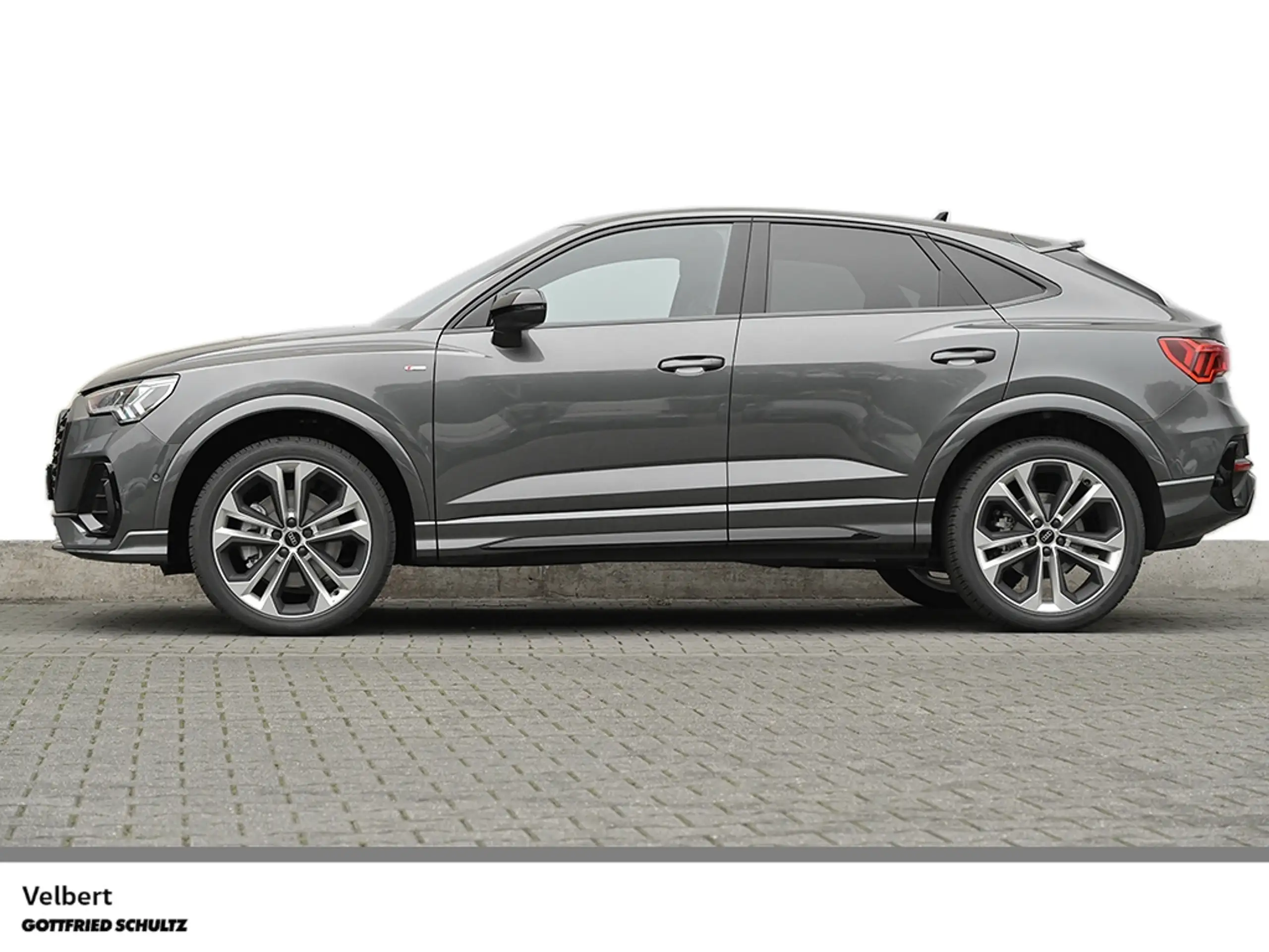 Audi - Q3