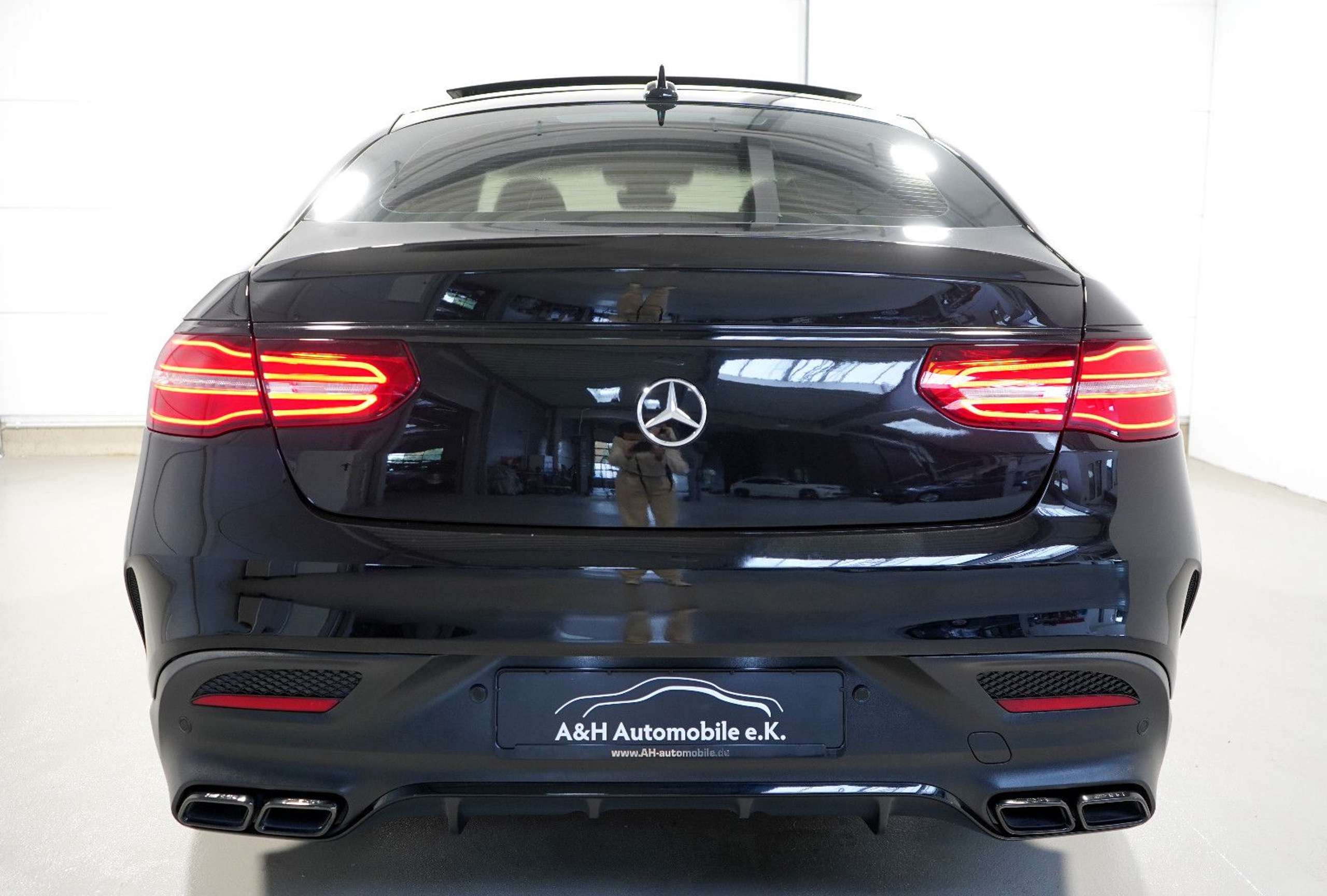 Mercedes-Benz - GLE 350