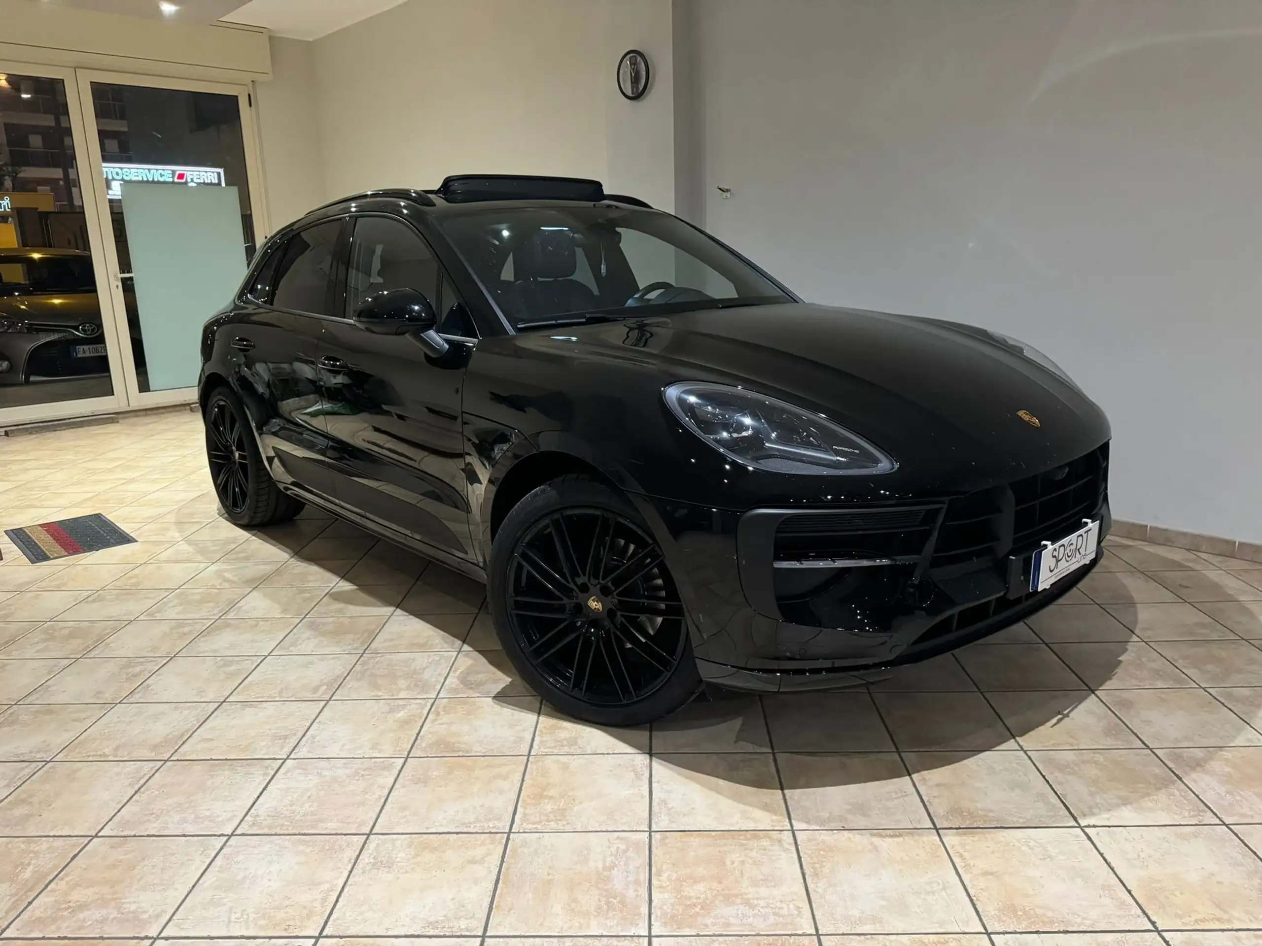 Porsche - Macan