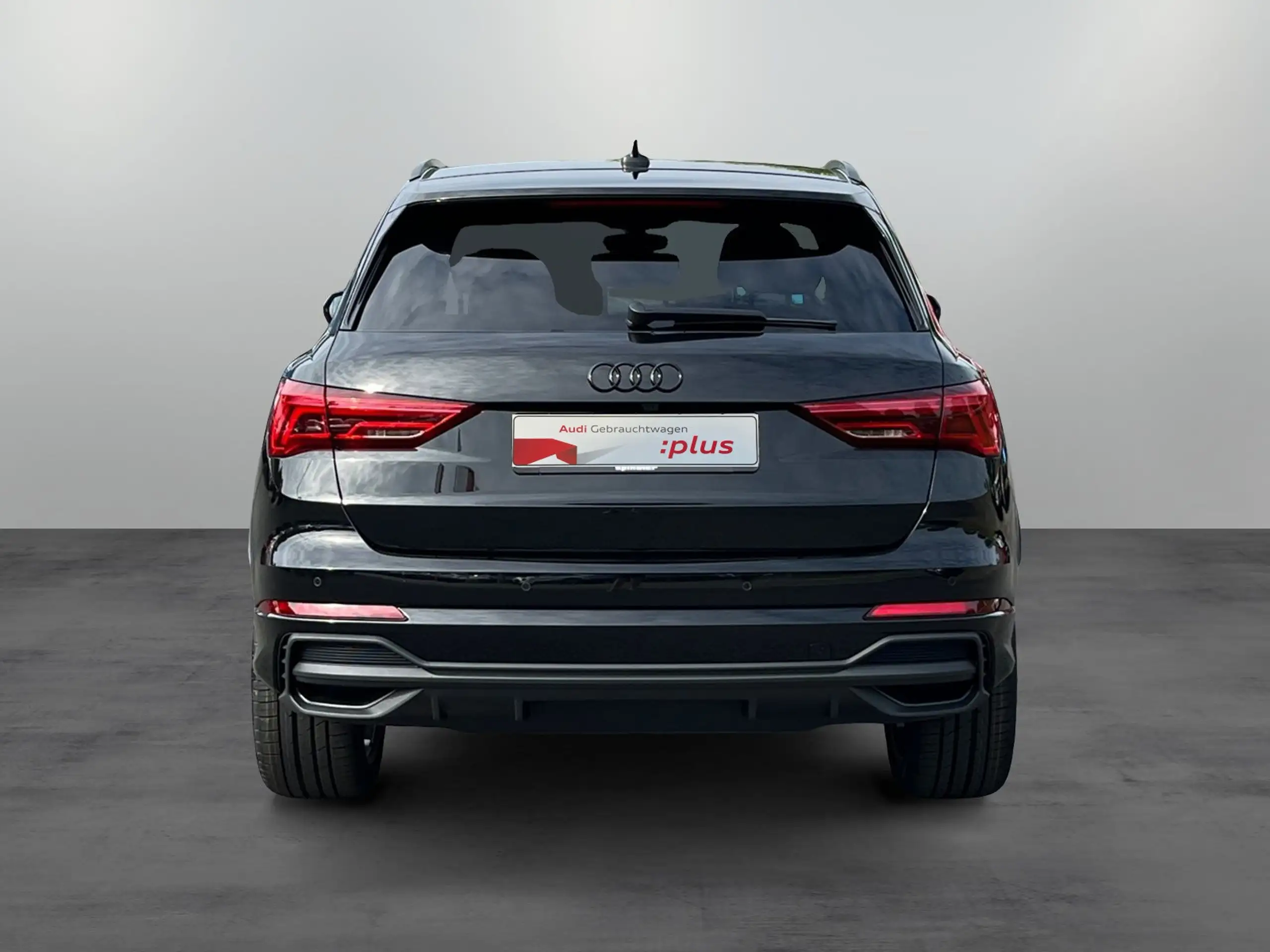 Audi - Q3