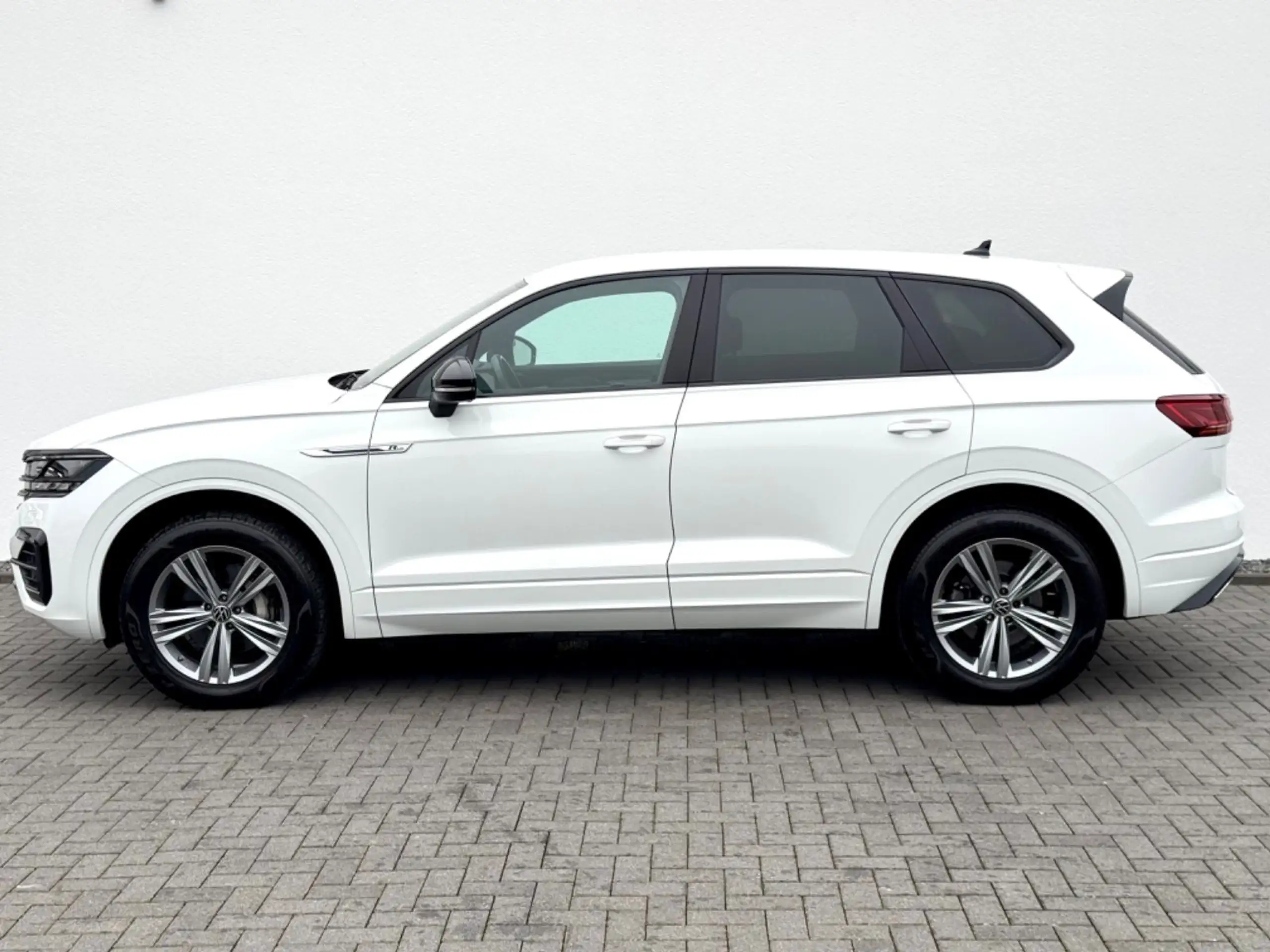 Volkswagen - Touareg