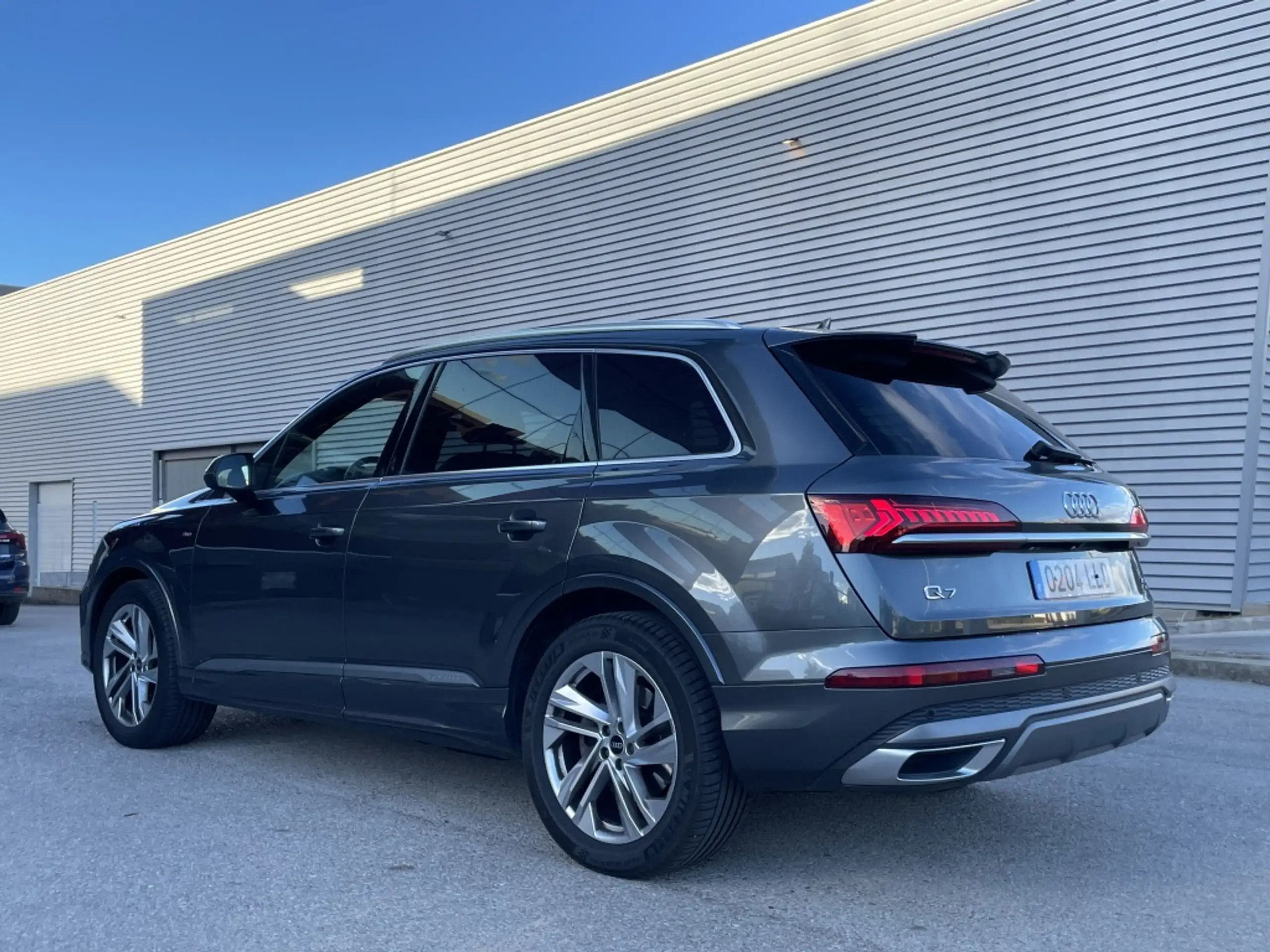 Audi - Q7