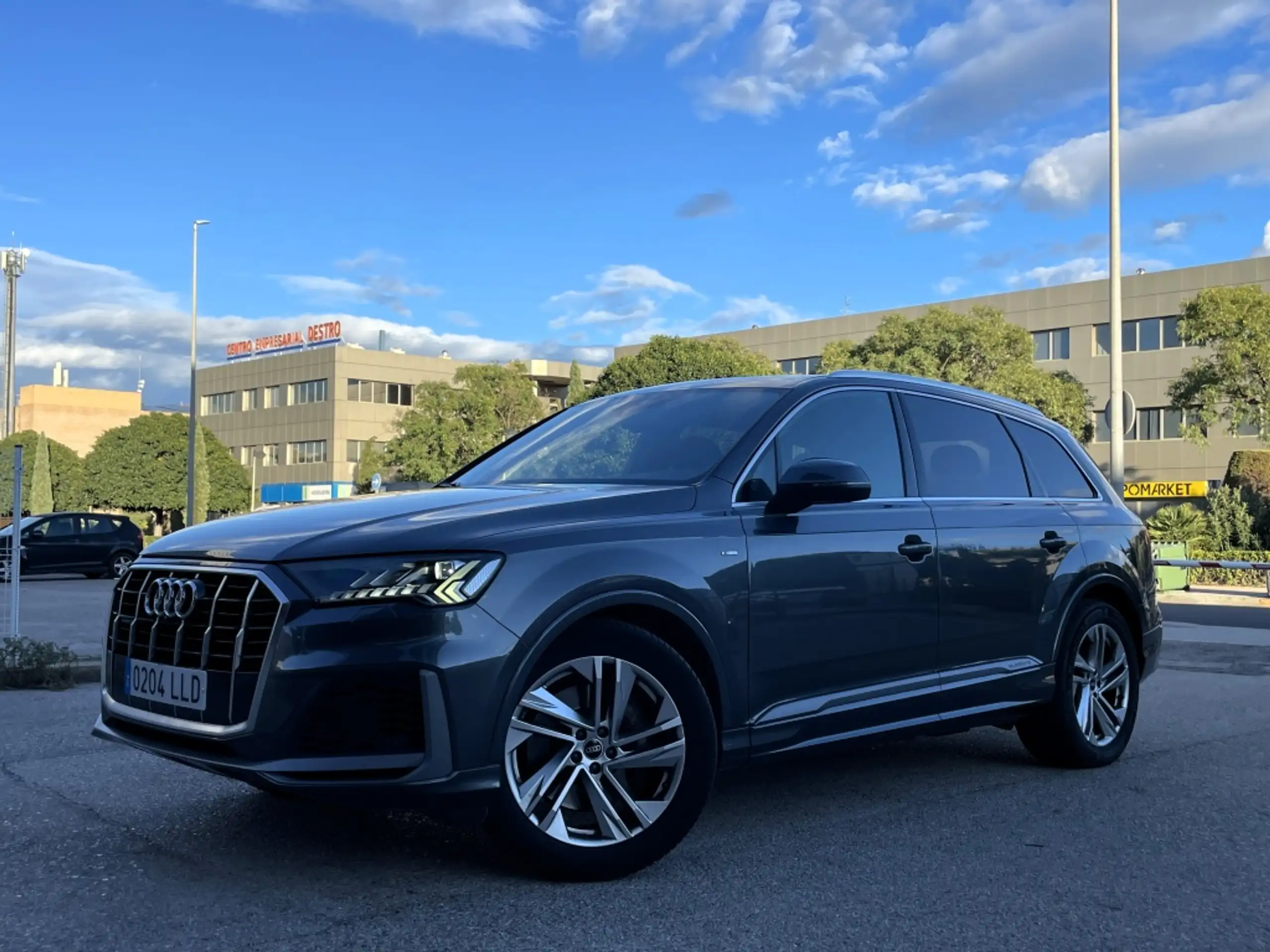 Audi - Q7