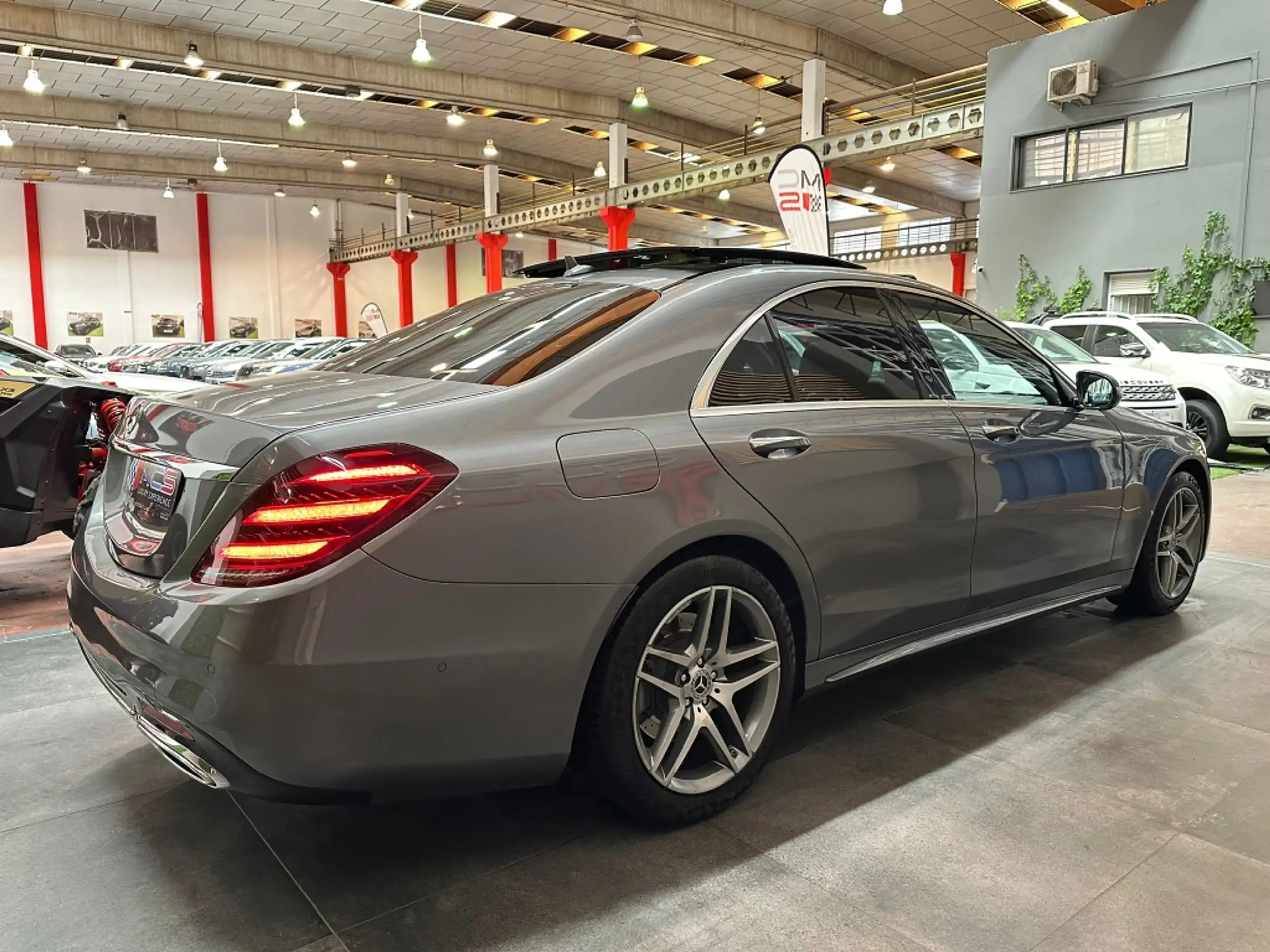 Mercedes-Benz - S 350