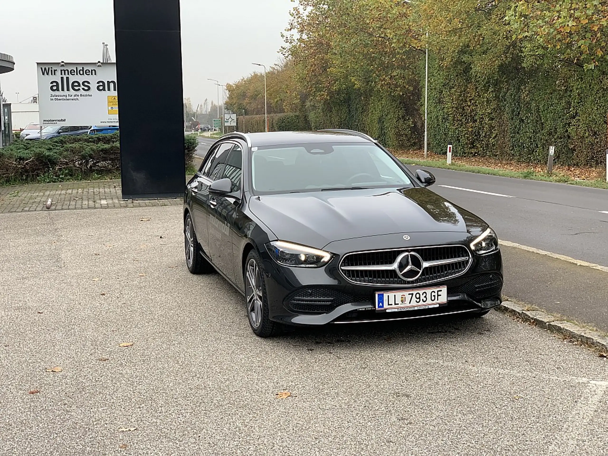 Mercedes-Benz - C 220