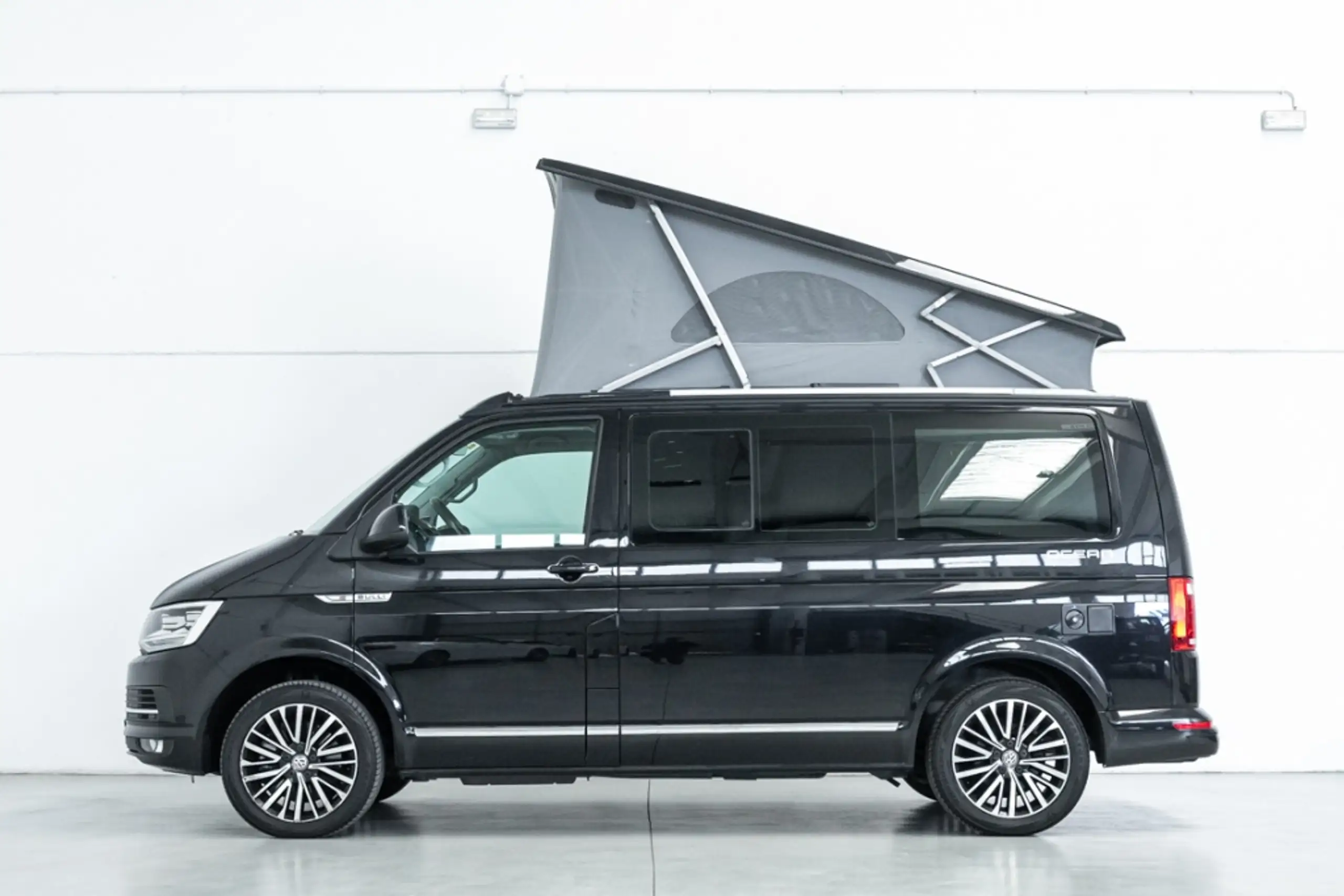 Volkswagen - T5 California