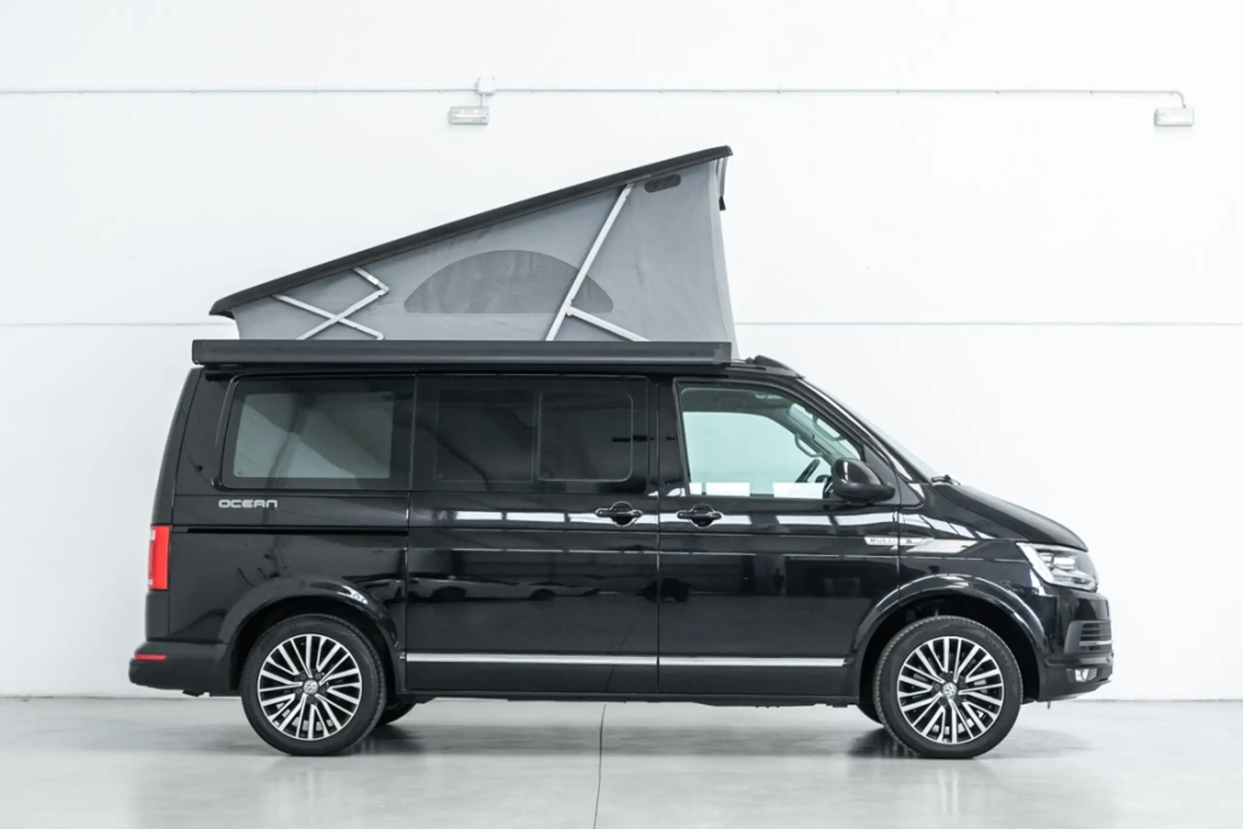 Volkswagen - T5 California