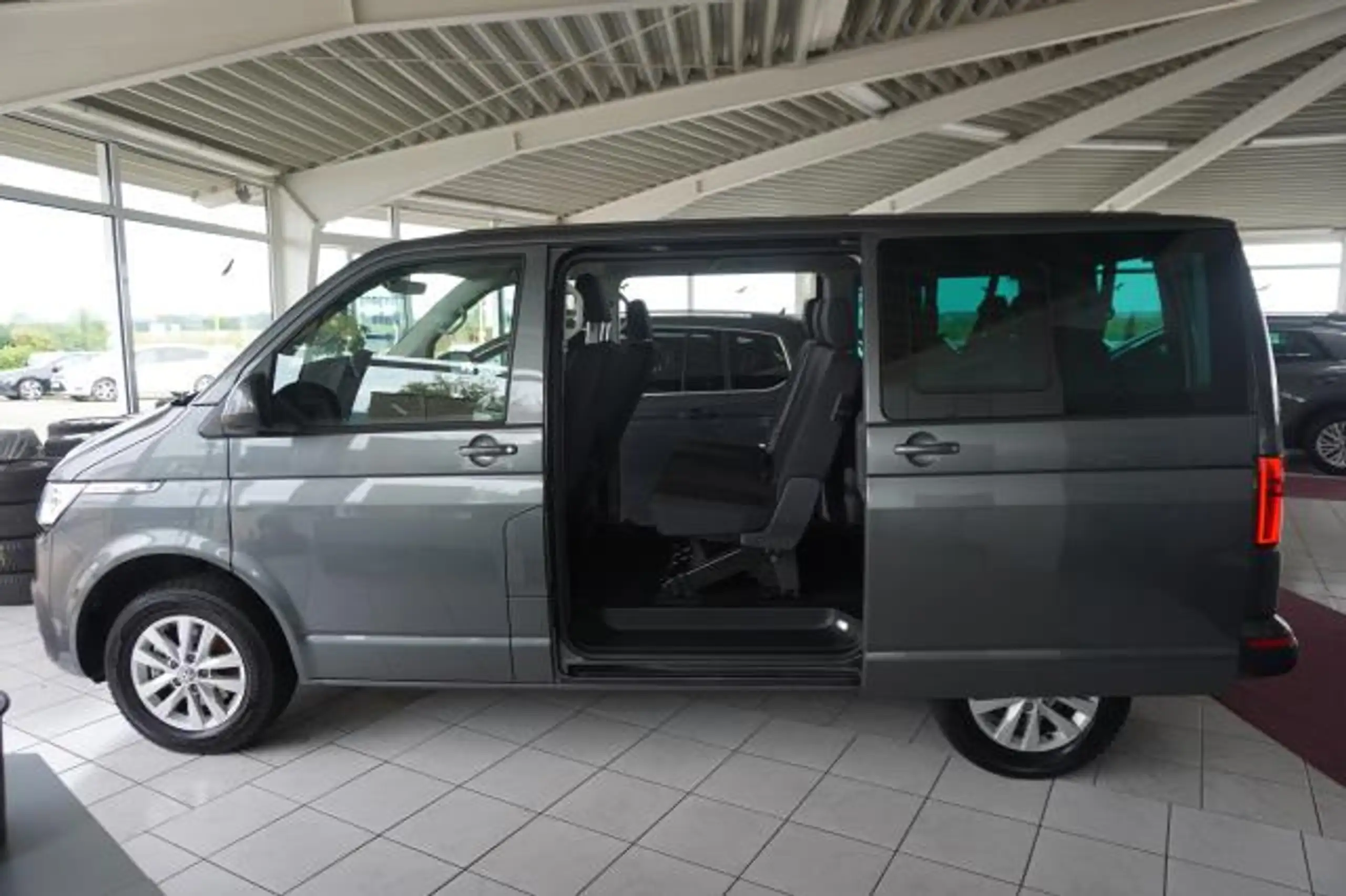 Volkswagen - T6.1 Multivan