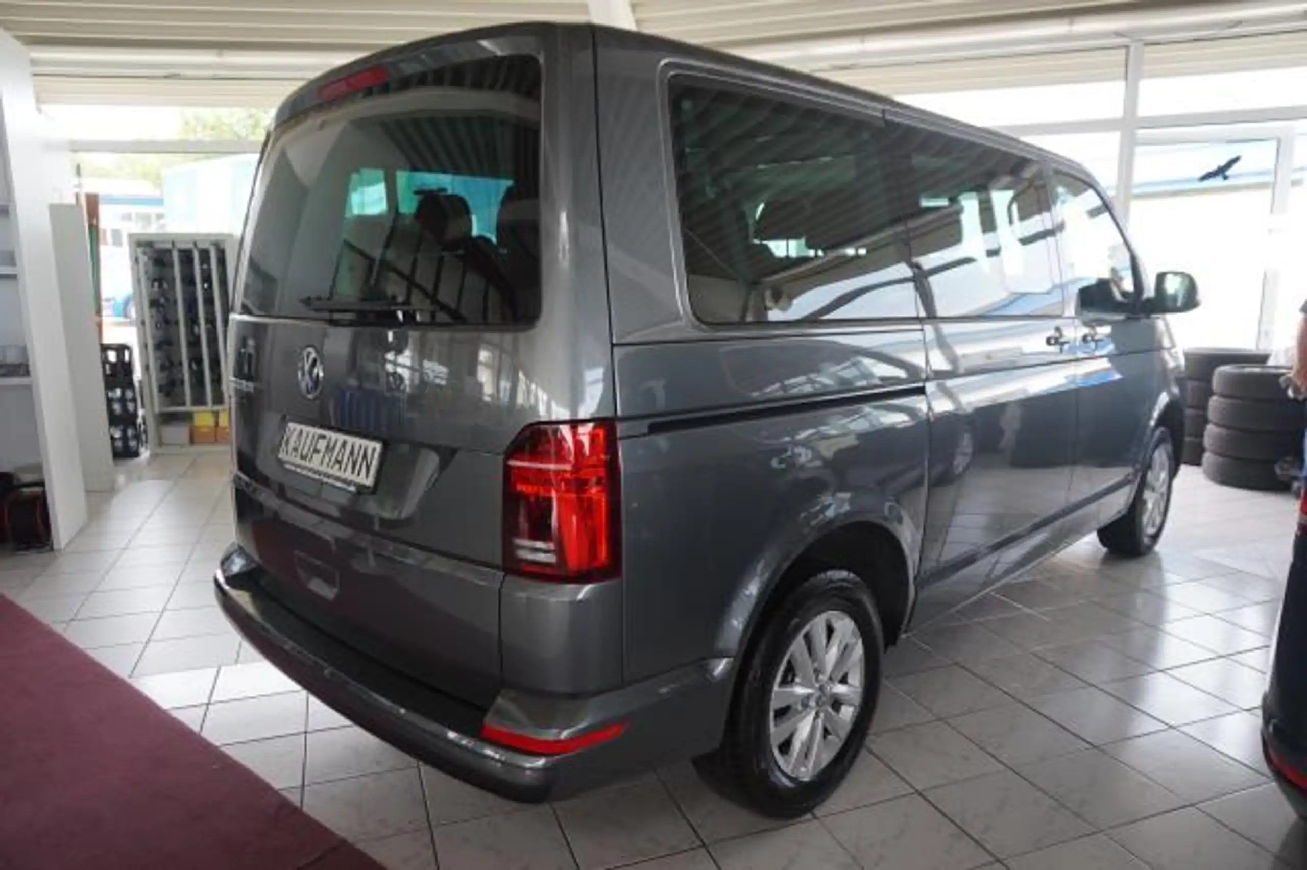 Volkswagen - T6.1 Multivan