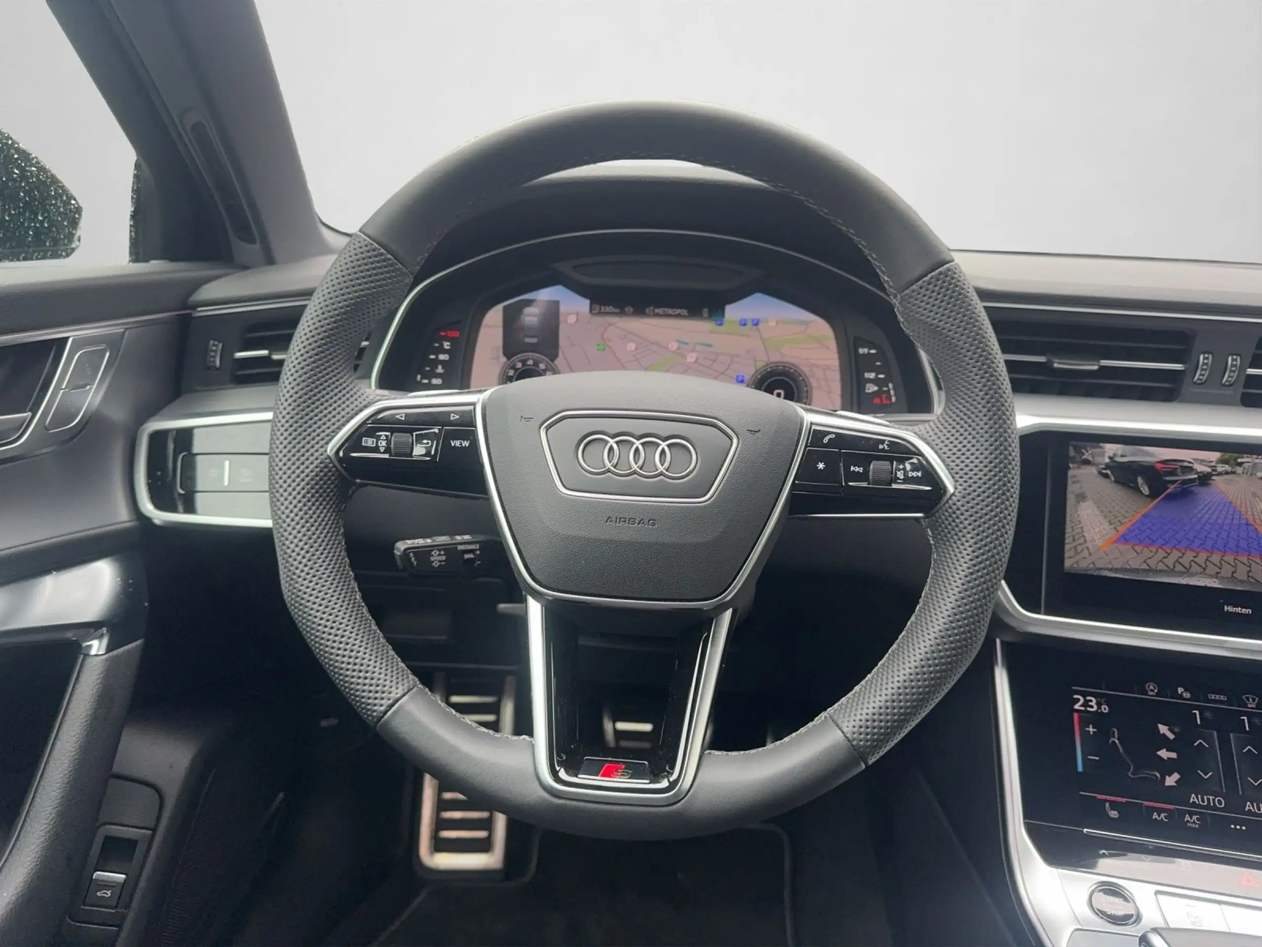 Audi - A6