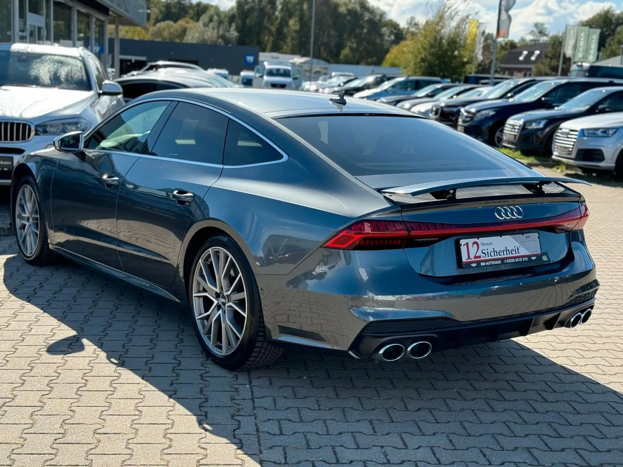 Audi - S7