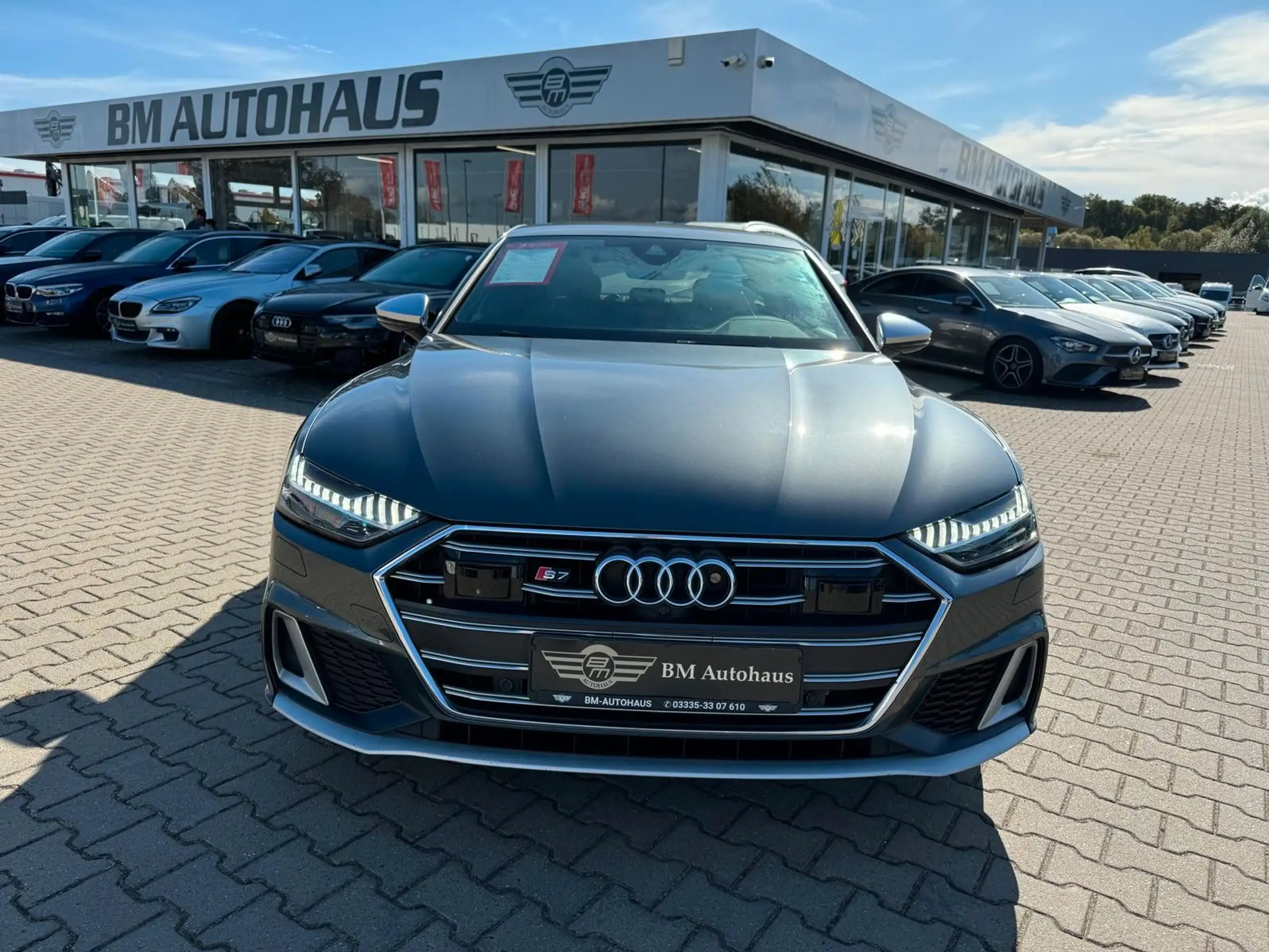 Audi - S7